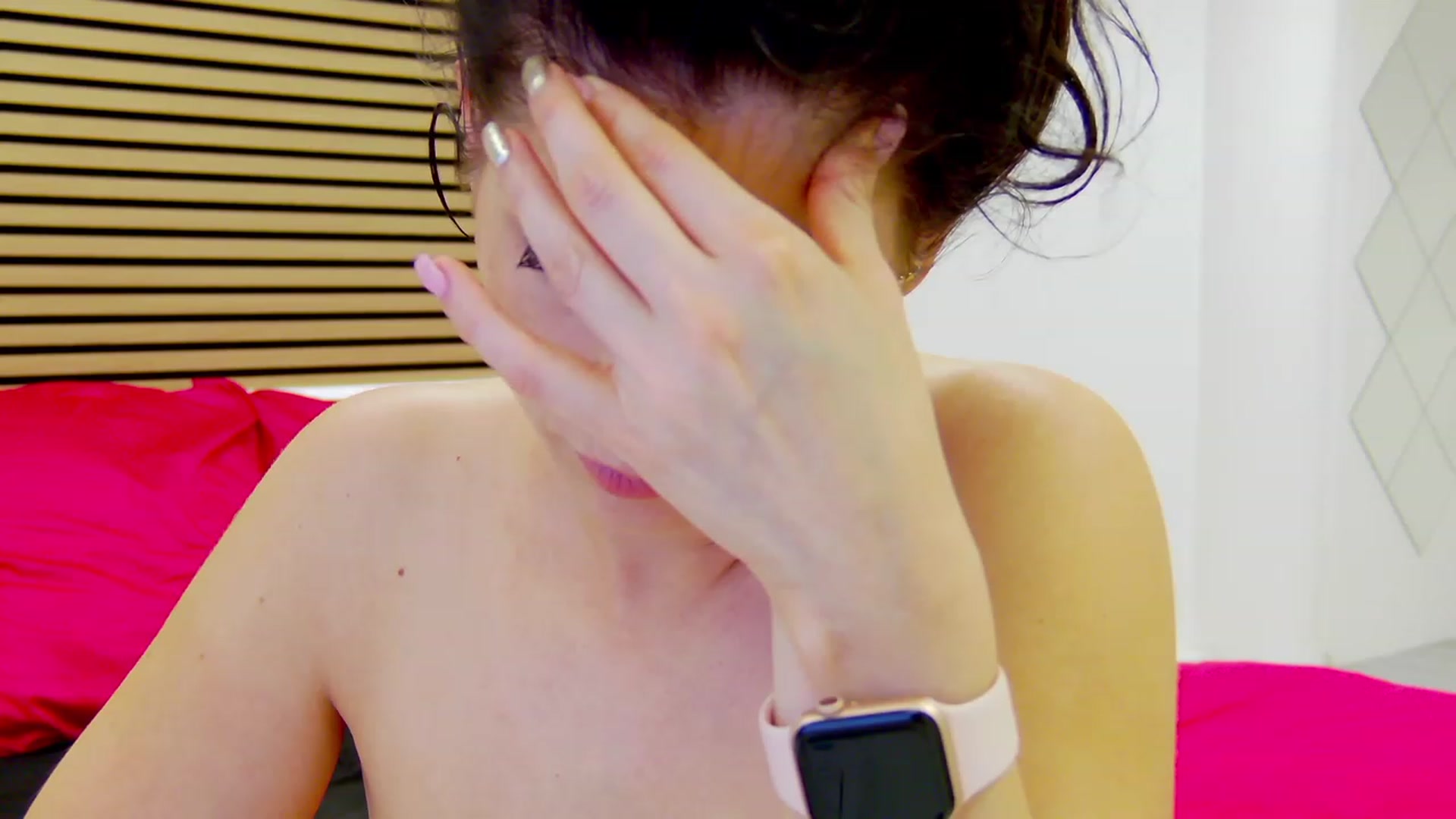 Gallery image thumbnail from Squirrel_MFC's myfreecams stream on, 07/28/2023, 24:13 image 14 of 20