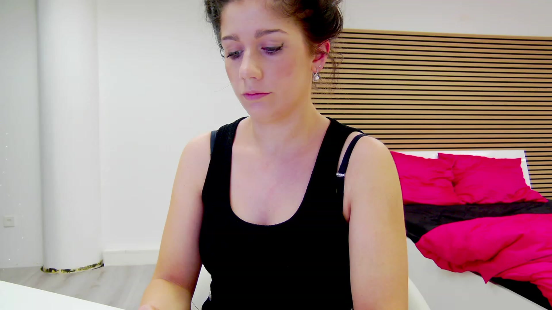 Gallery image thumbnail from Squirrel_MFC's myfreecams stream on, 07/29/2023, 22:07 image 1 of 20
