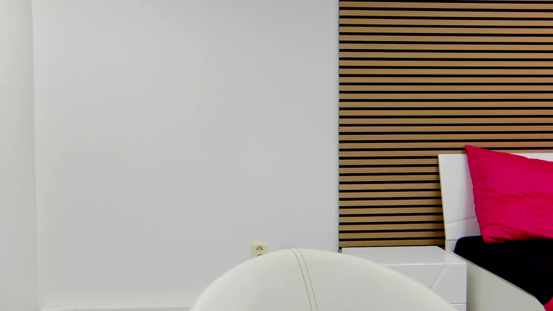 Gallery image thumbnail from Squirrel_MFC's myfreecams stream on, 07/29/2023, 22:07 image 5 of 20