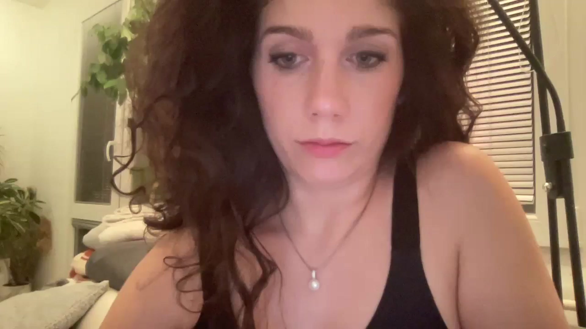 Gallery image thumbnail from Squirrel_MFC's myfreecams stream on, 08/01/2023, 02:53 image 10 of 20