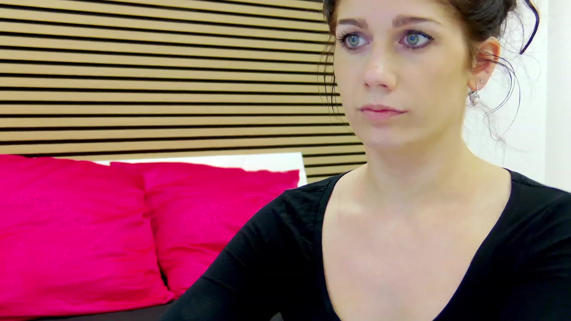 Gallery image thumbnail from Squirrel_MFC's myfreecams stream on, 08/04/2023, 24:49 image 20 of 20