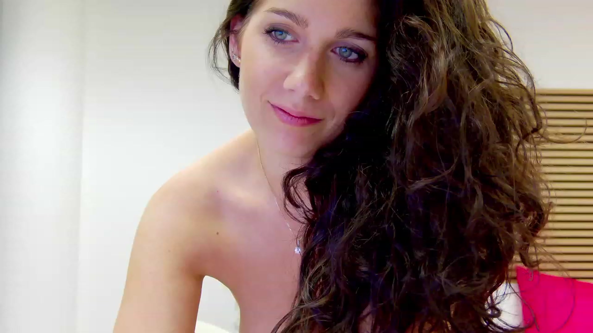 Gallery image thumbnail from Squirrel_MFC's myfreecams stream on, 08/10/2023, 22:46 image 18 of 20