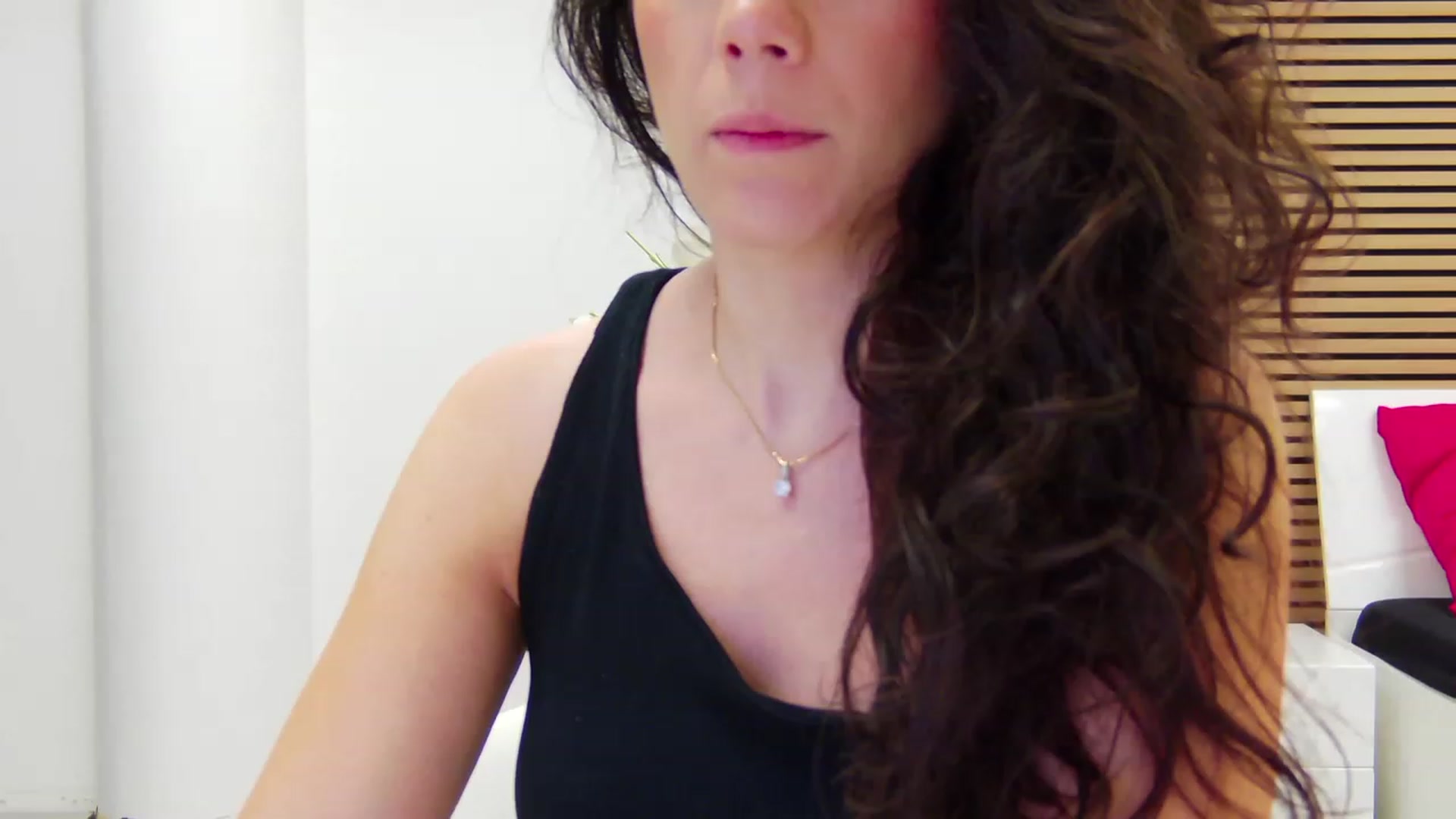 Gallery image thumbnail from Squirrel_MFC's myfreecams stream on, 08/26/2023, 20:00 image 13 of 20