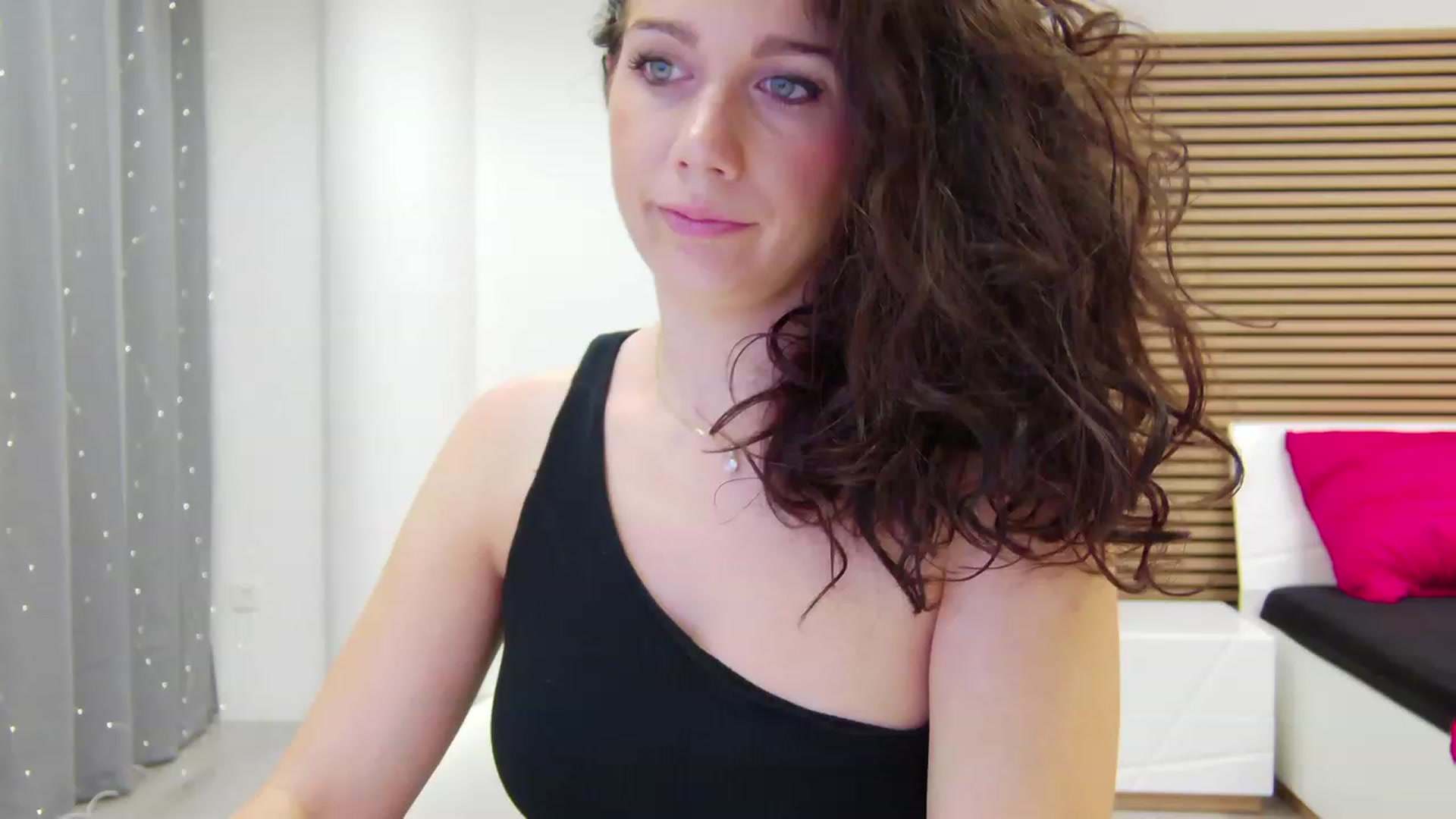 Gallery image thumbnail from Squirrel_MFC's myfreecams stream on, 08/26/2023, 23:10 image 4 of 20