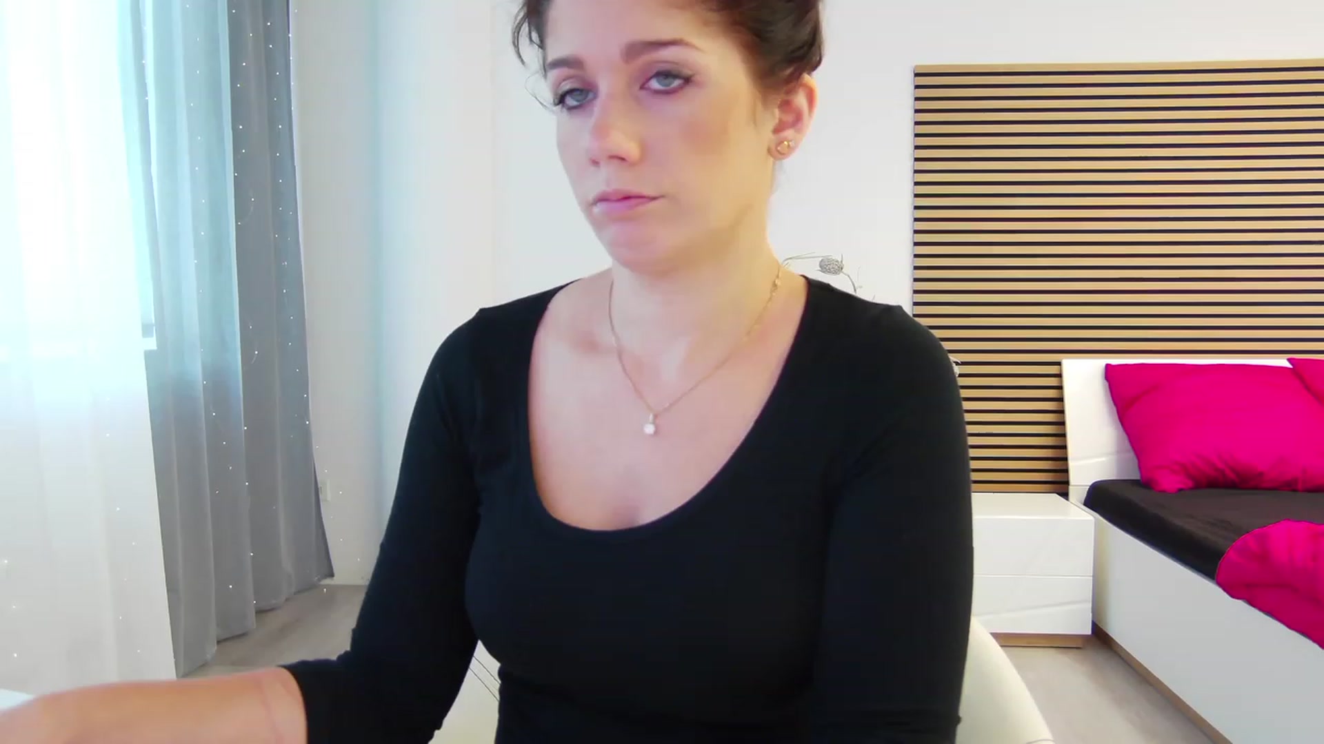 Gallery image thumbnail from Squirrel_MFC's myfreecams stream on, 08/30/2023, 15:10 image 5 of 20