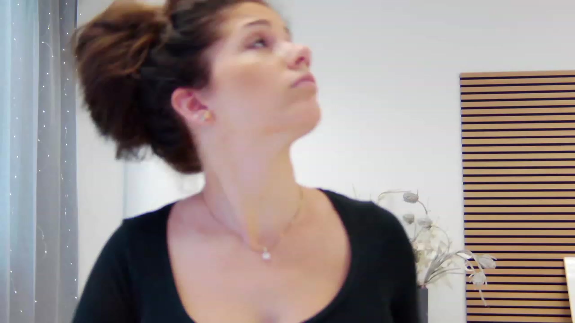 Gallery image thumbnail from Squirrel_MFC's myfreecams stream on, 08/30/2023, 15:10 image 15 of 20