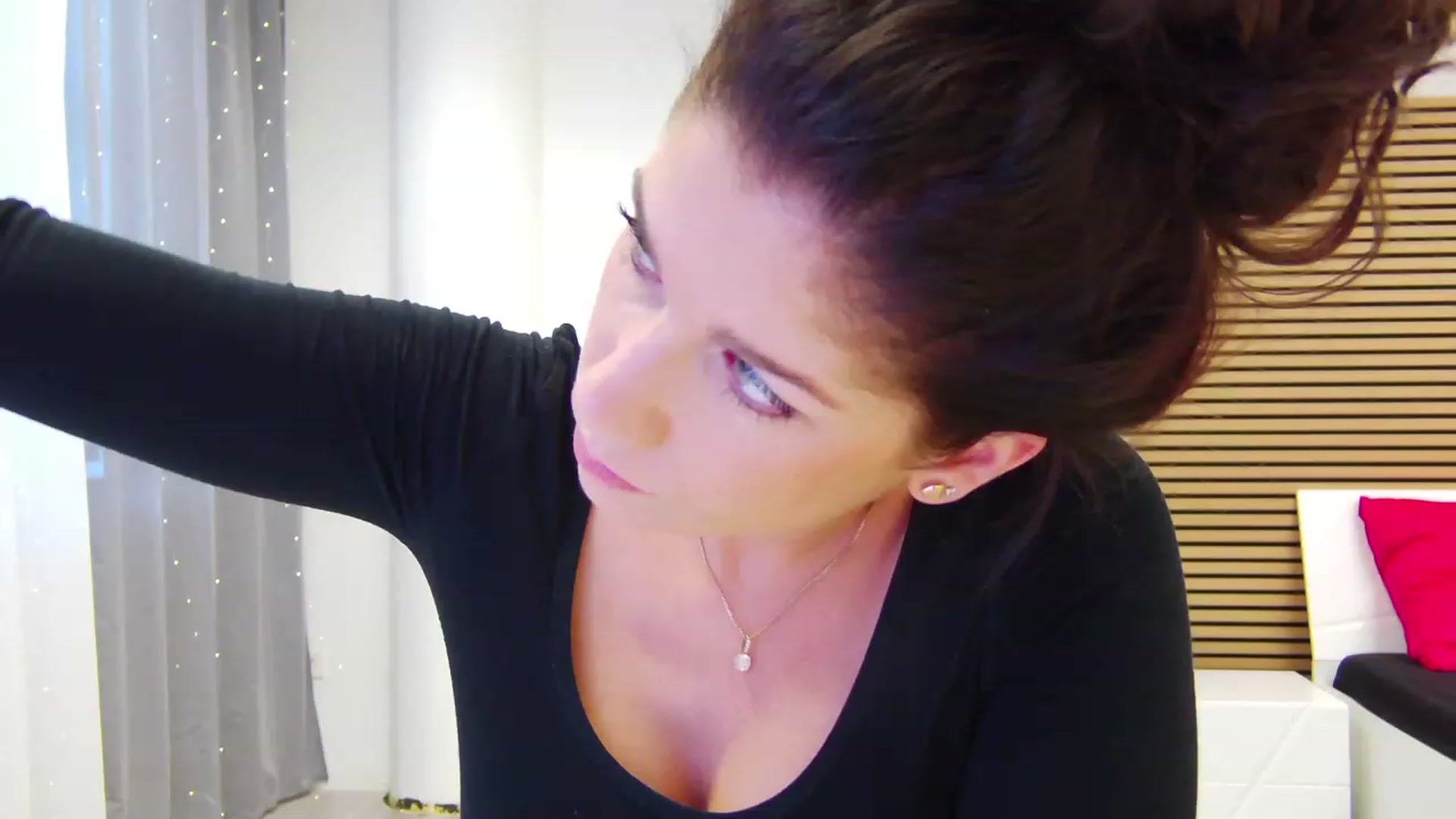 Gallery image thumbnail from Squirrel_MFC's myfreecams stream on, 08/30/2023, 16:52 image 19 of 20