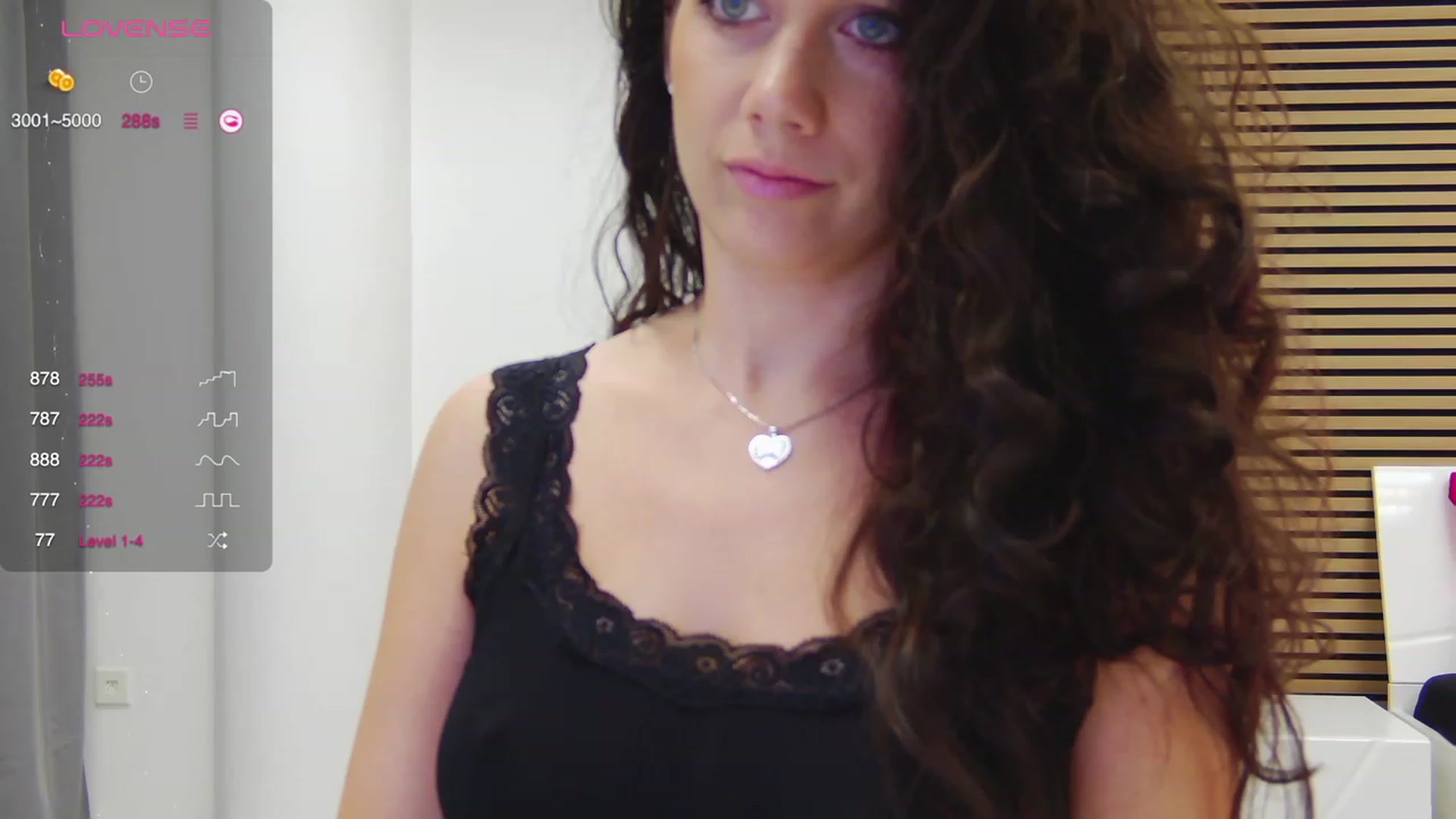 Gallery image thumbnail from Squirrel_MFC's myfreecams stream on, 08/31/2023, 22:20 image 6 of 20