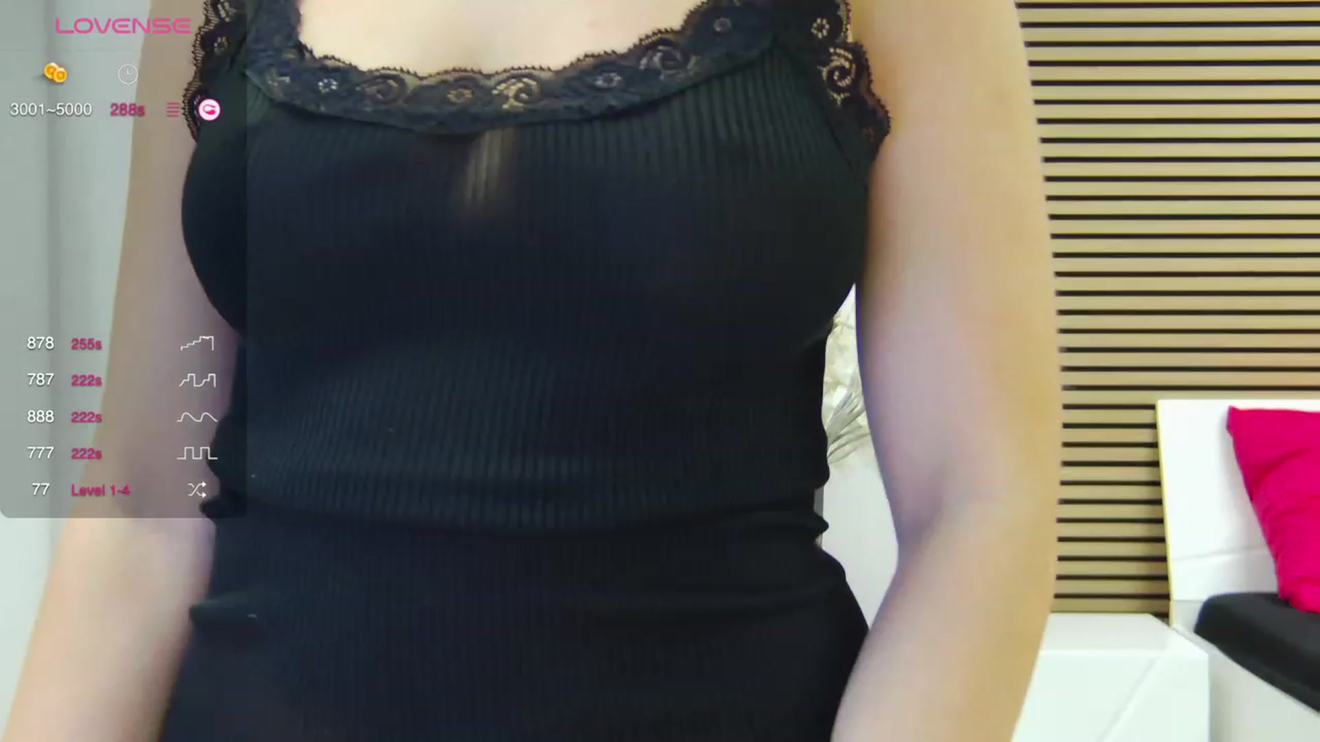 Gallery image thumbnail from Squirrel_MFC's myfreecams stream on, 08/31/2023, 22:20 image 18 of 20