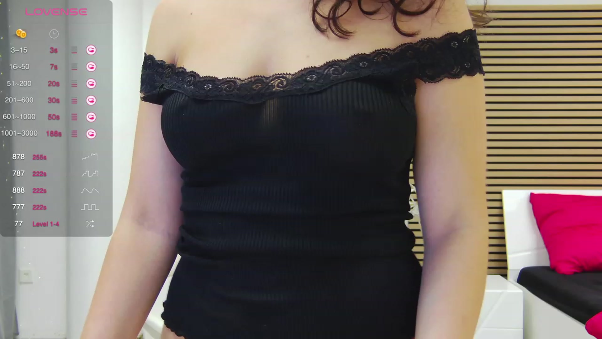 Gallery image thumbnail from Squirrel_MFC's myfreecams stream on, 08/31/2023, 22:20 image 11 of 20