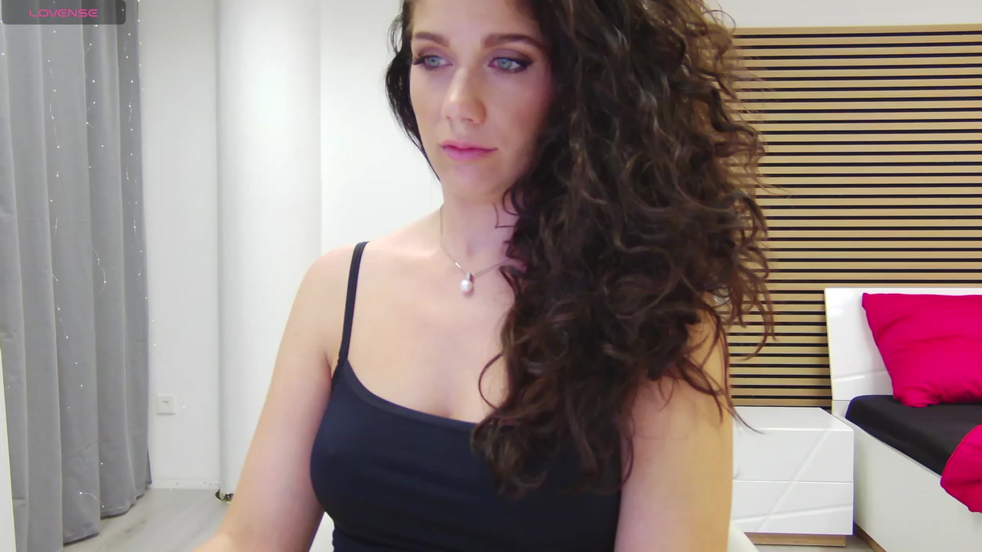 Gallery image thumbnail from Squirrel_MFC's myfreecams stream on, 09/01/2023, 23:13 image 1 of 20