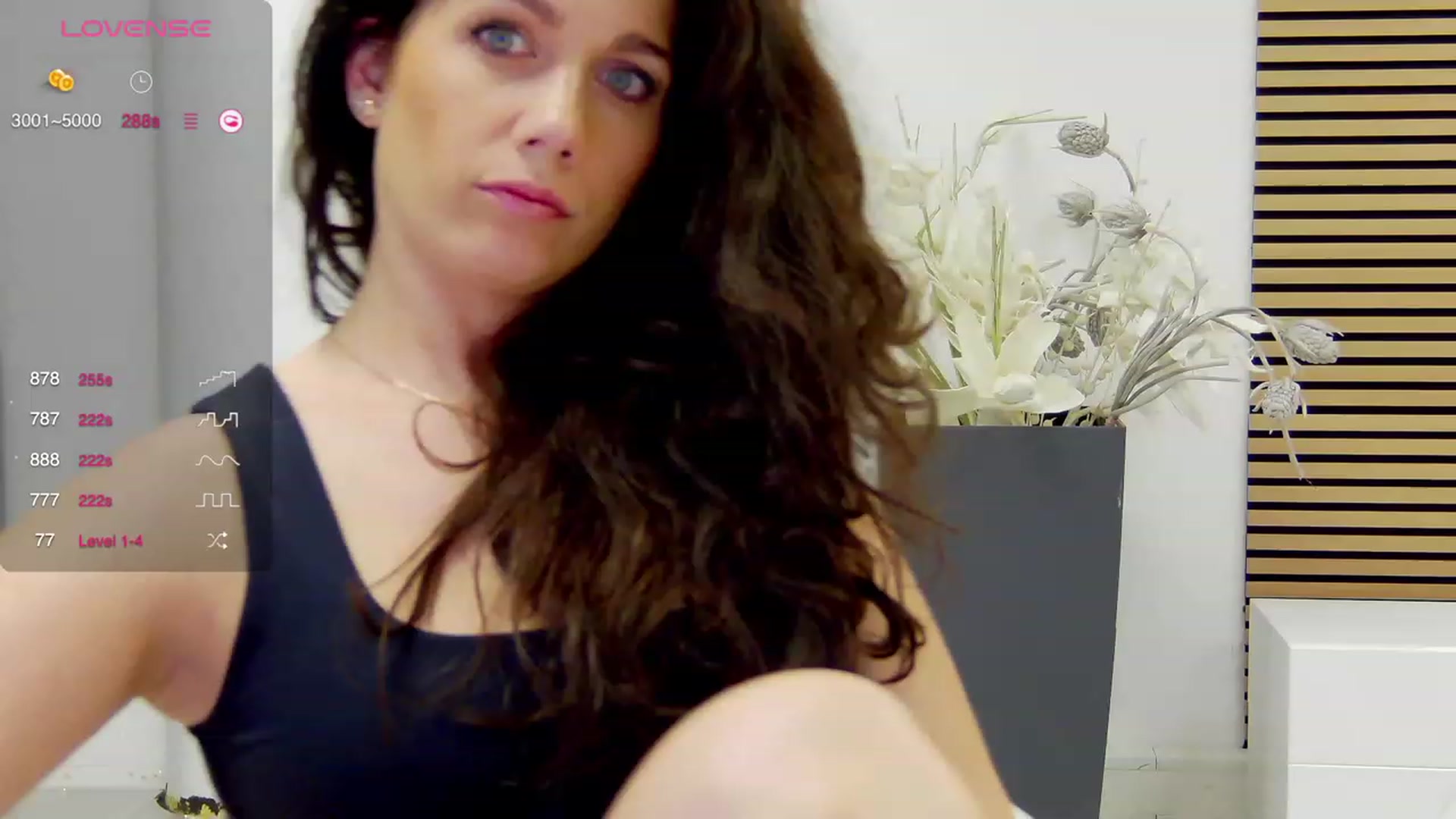 Gallery image thumbnail from Squirrel_MFC's myfreecams stream on, 09/05/2023, 24:10 image 19 of 20