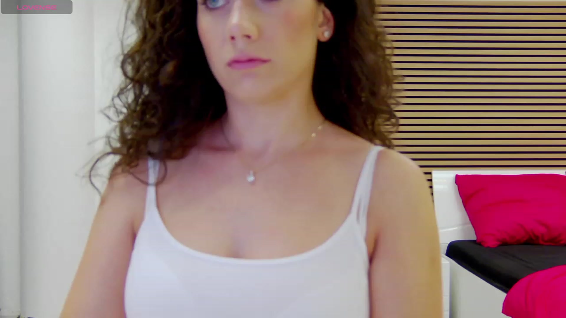 Gallery image thumbnail from Squirrel_MFC's myfreecams stream on, 09/06/2023, 20:28 image 14 of 20