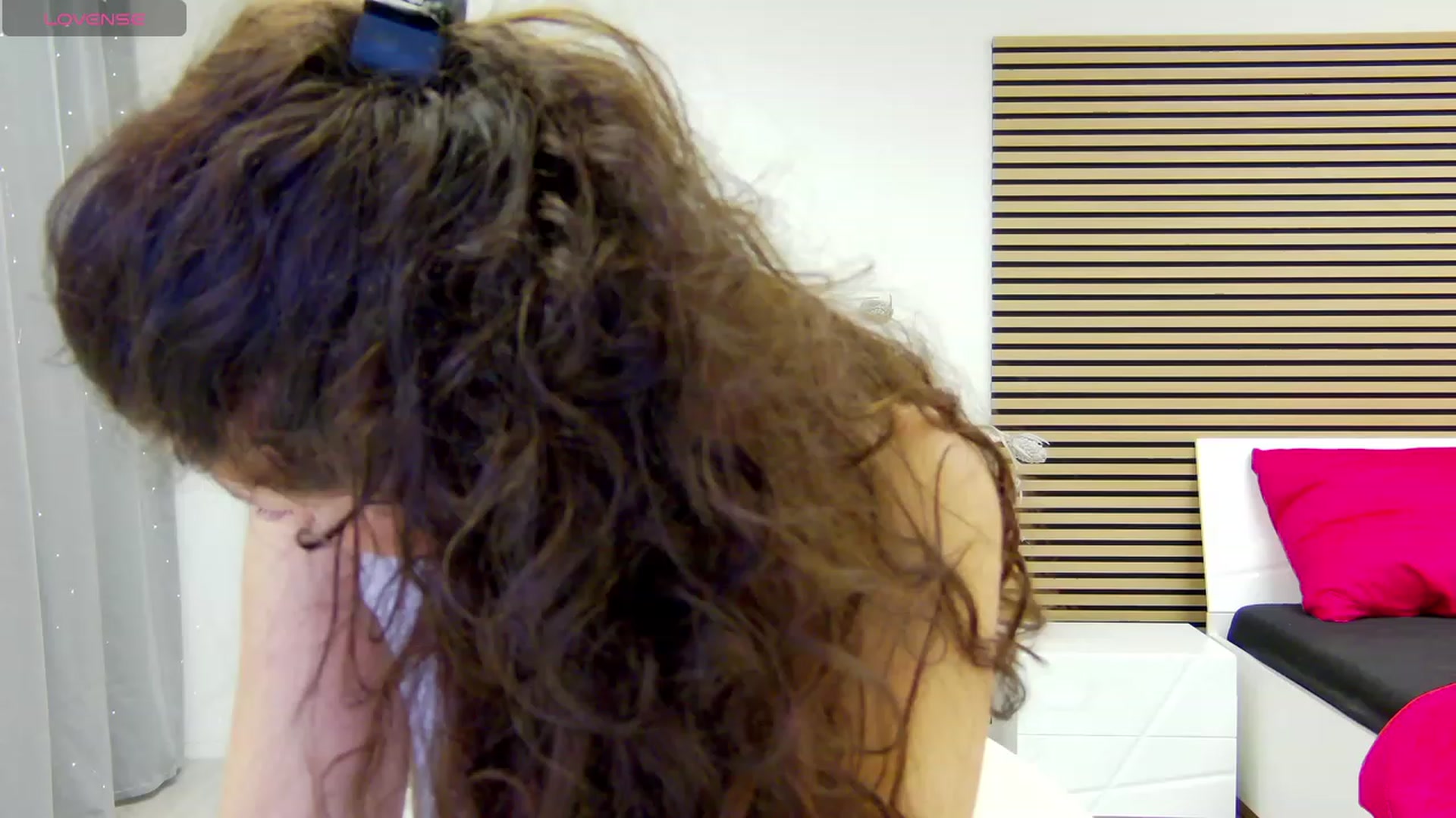 Gallery image thumbnail from Squirrel_MFC's myfreecams stream on, 09/13/2023, 22:58 image 6 of 20