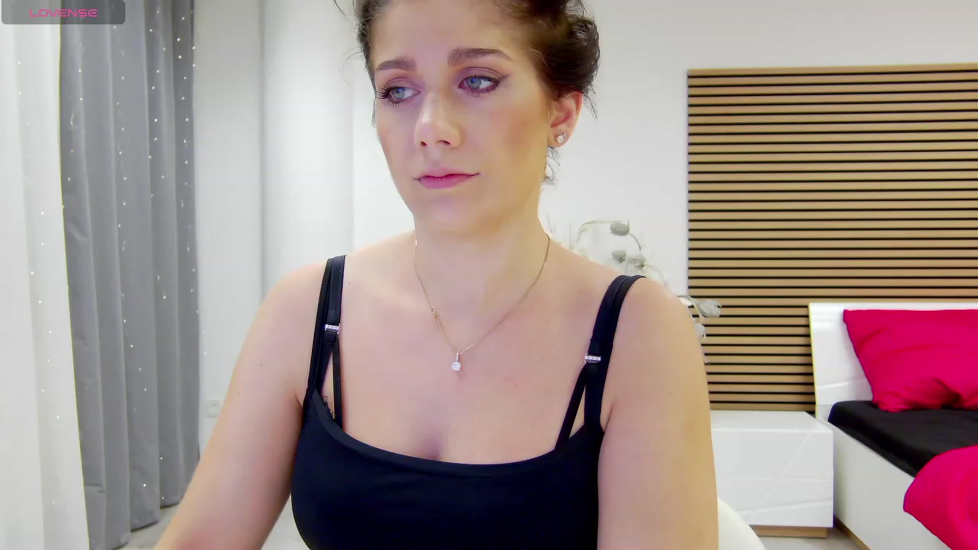 Gallery image thumbnail from Squirrel_MFC's myfreecams stream on, 09/14/2023, 22:06 image 1 of 20