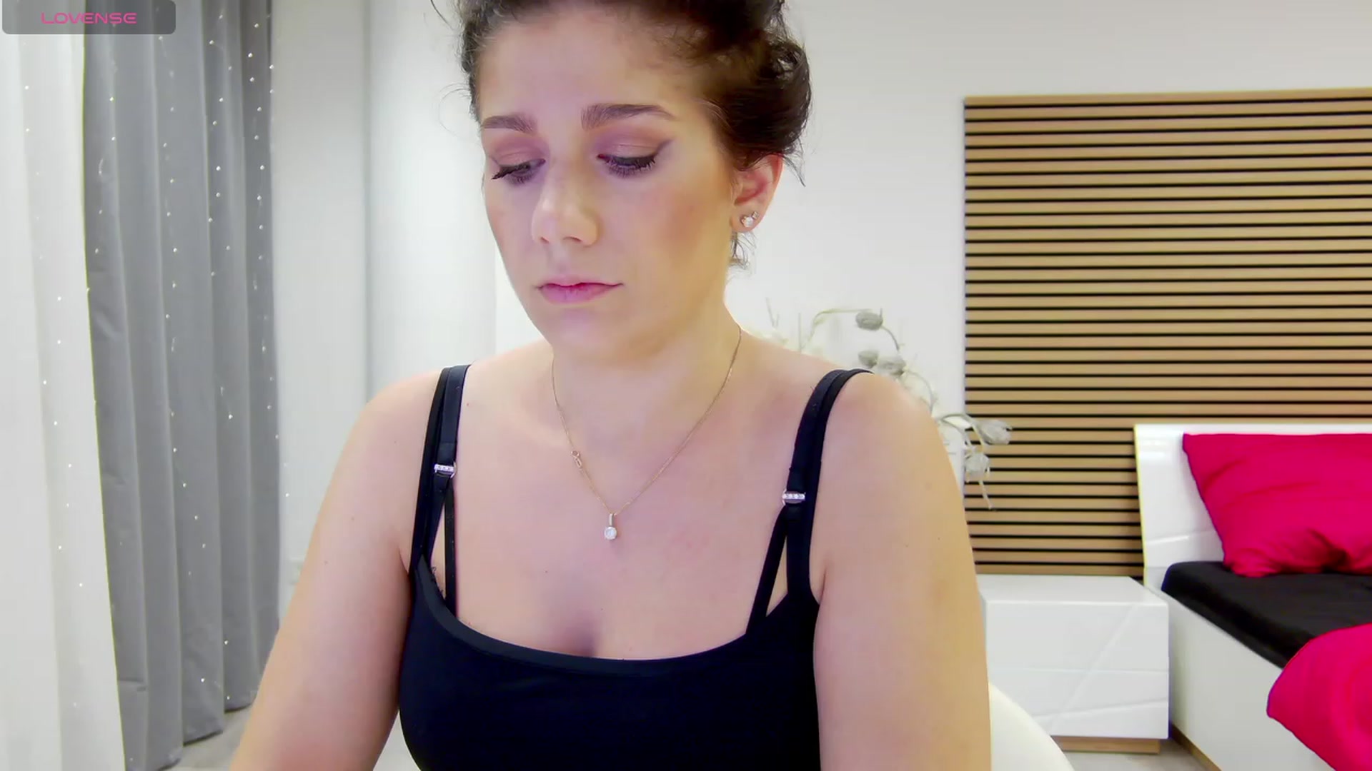 Gallery image thumbnail from Squirrel_MFC's myfreecams stream on, 09/14/2023, 22:06 image 4 of 20