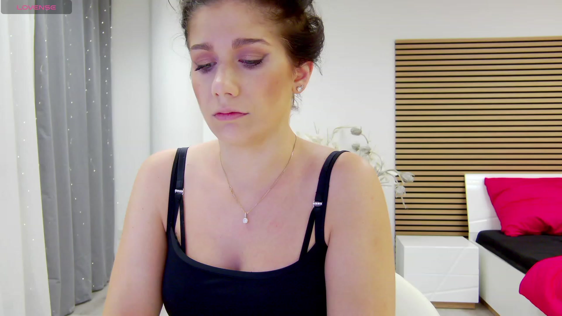 Gallery image thumbnail from Squirrel_MFC's myfreecams stream on, 09/14/2023, 22:06 image 2 of 20