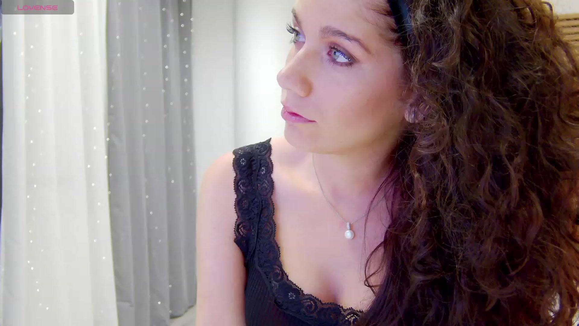Gallery image thumbnail from Squirrel_MFC's myfreecams stream on, 09/15/2023, 20:58 image 1 of 20