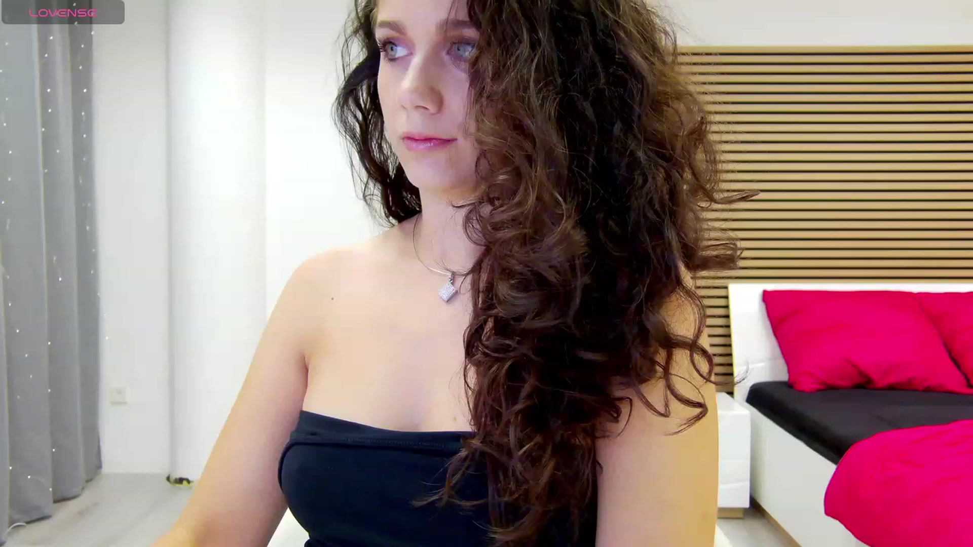 Gallery image thumbnail from Squirrel_MFC's myfreecams stream on, 09/18/2023, 23:03 image 9 of 20