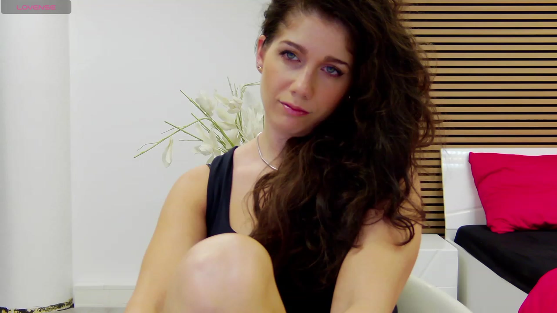 Gallery image thumbnail from Squirrel_MFC's myfreecams stream on, 09/22/2023, 23:00 image 7 of 20