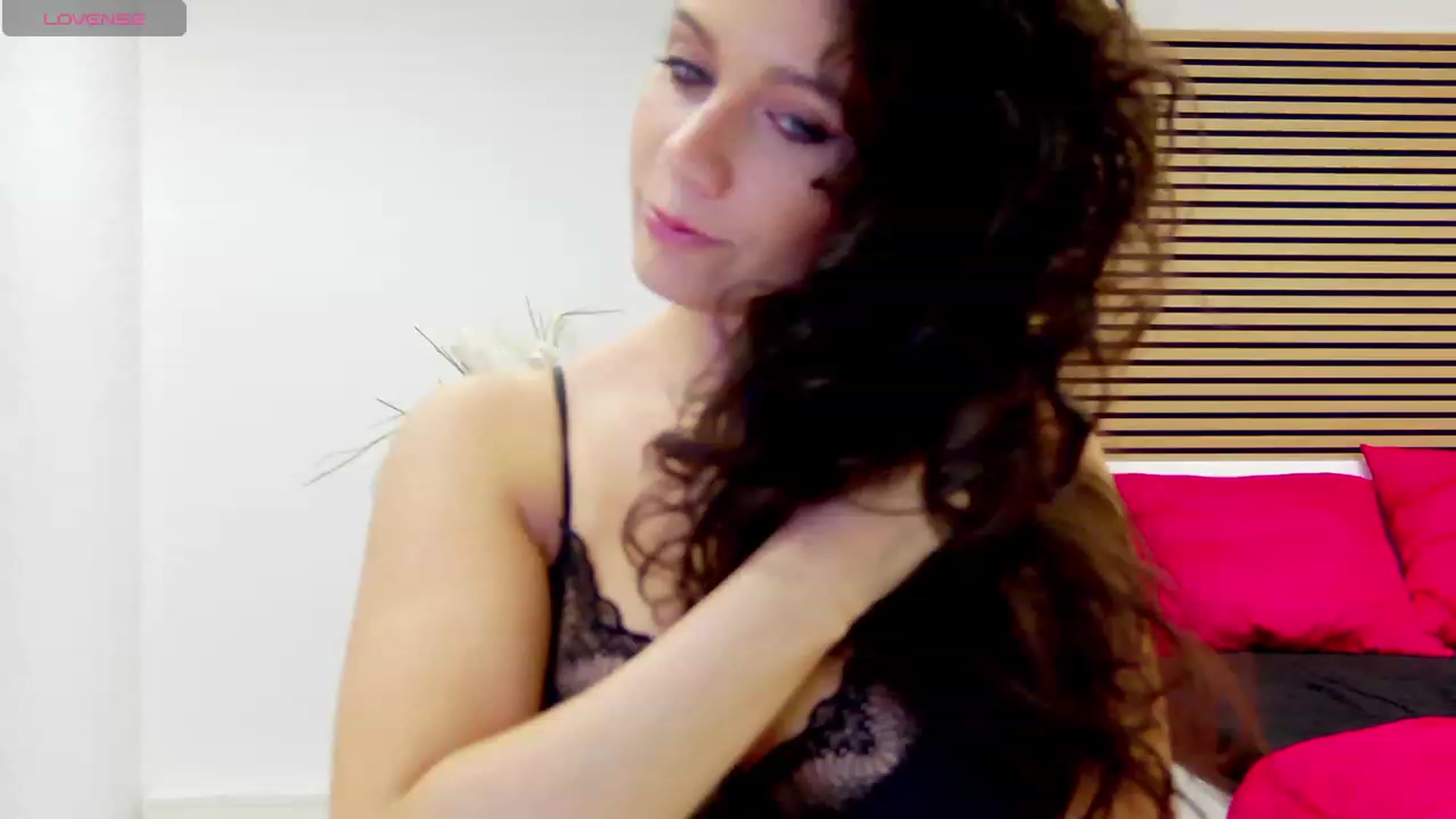 Gallery image thumbnail from Squirrel_MFC's myfreecams stream on, 10/06/2023, 20:37 image 5 of 20