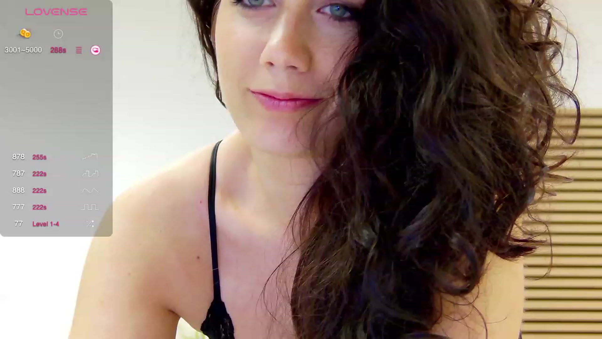 Gallery image thumbnail from Squirrel_MFC's myfreecams stream on, 10/19/2023, 24:02 image 20 of 20