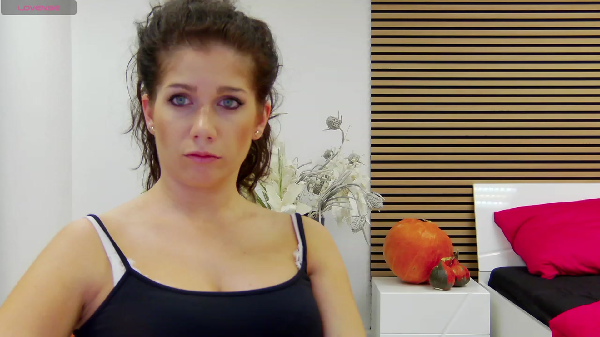 Gallery image thumbnail from Squirrel_MFC's myfreecams stream on, 10/27/2023, 23:47 image 9 of 20