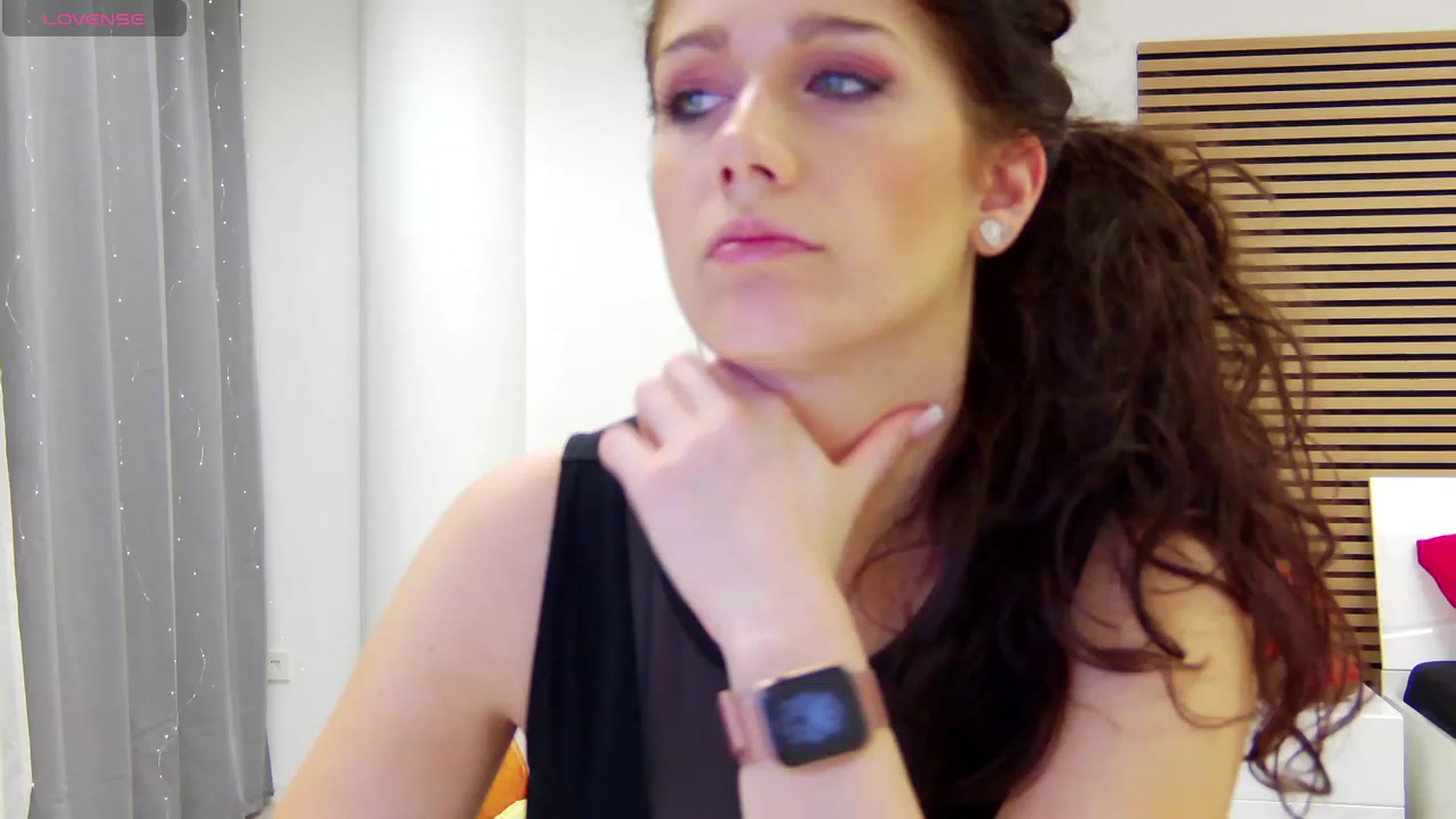 Gallery image thumbnail from Squirrel_MFC's myfreecams stream on, 10/31/2023, 21:30 image 5 of 20