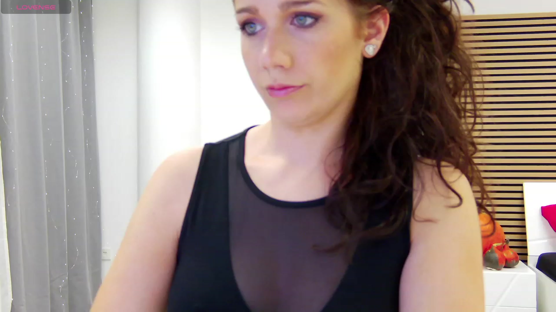 Gallery image thumbnail from Squirrel_MFC's myfreecams stream on, 10/31/2023, 21:30 image 12 of 20