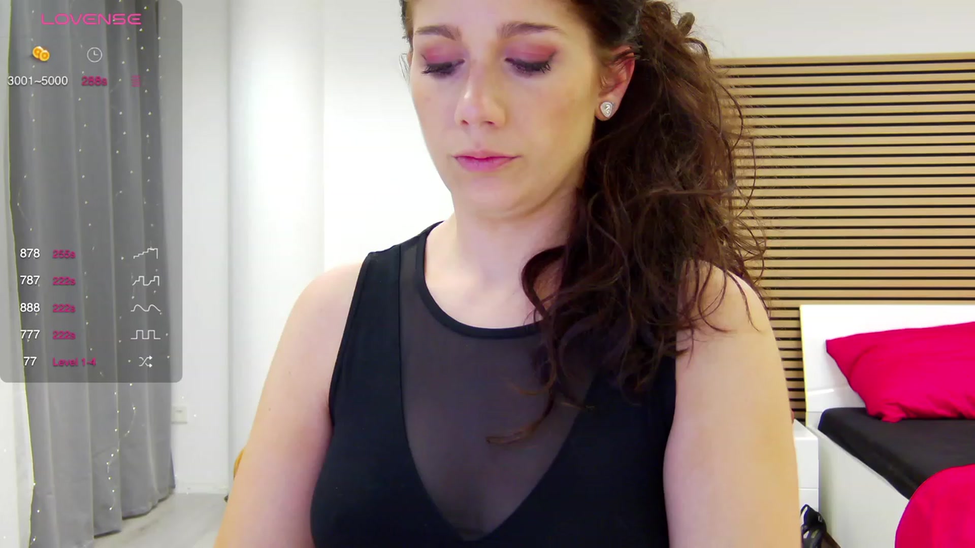 Gallery image thumbnail from Squirrel_MFC's myfreecams stream on, 10/31/2023, 22:51 image 6 of 20