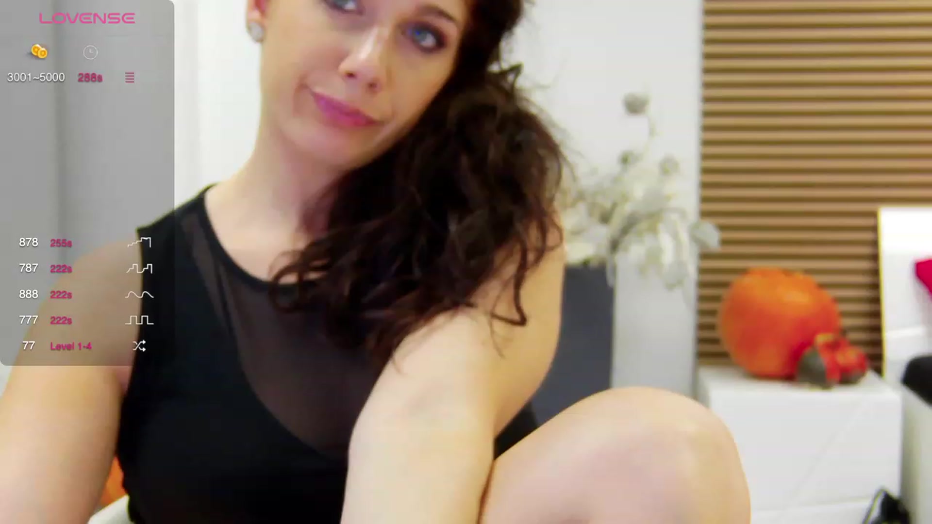 Gallery image thumbnail from Squirrel_MFC's myfreecams stream on, 11/01/2023, 01:14 image 15 of 20