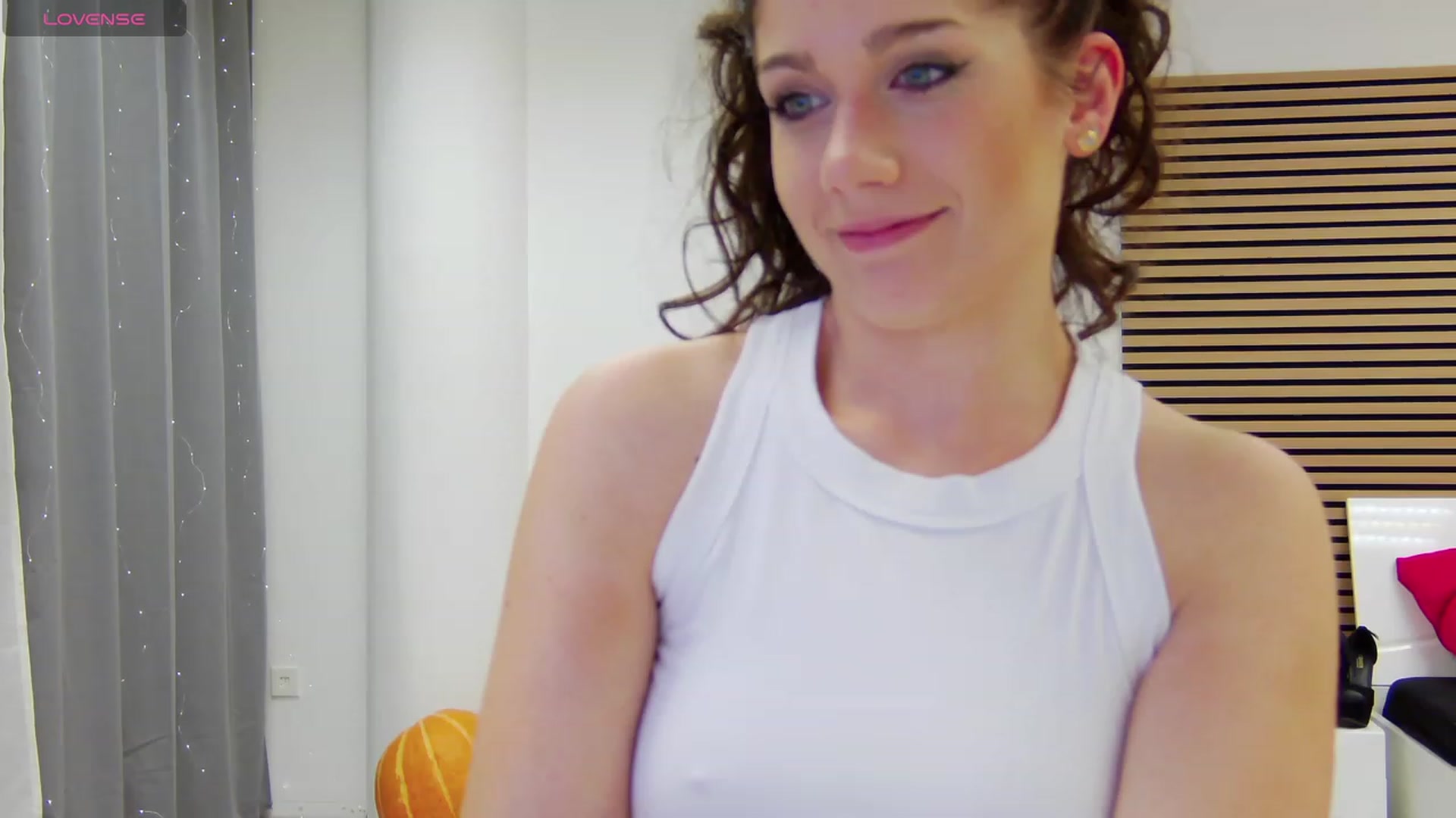 Gallery image thumbnail from Squirrel_MFC's myfreecams stream on, 11/04/2023, 24:24 image 12 of 20