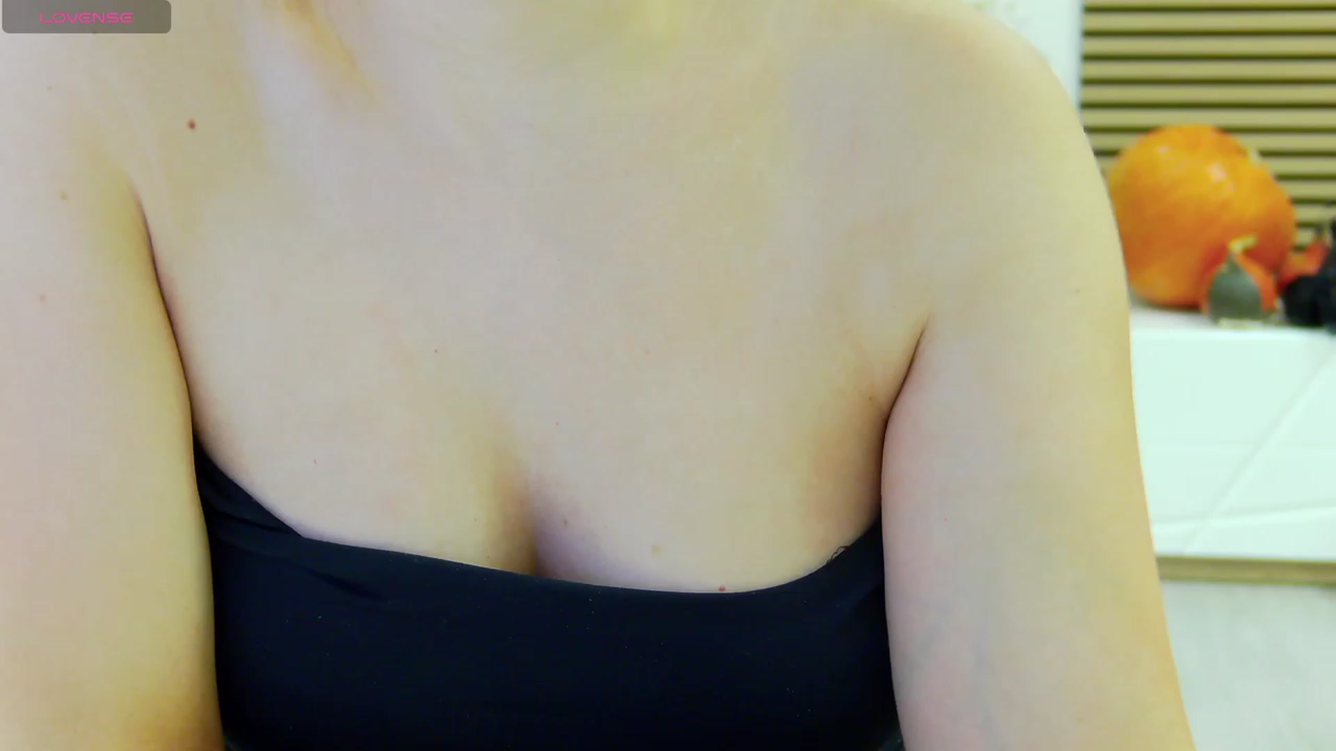 Gallery image thumbnail from Squirrel_MFC's myfreecams stream on, 11/06/2023, 22:39 image 13 of 20