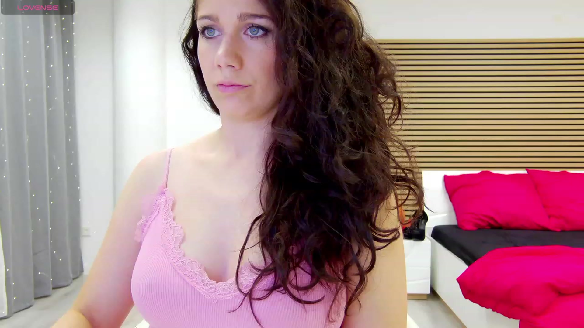 Gallery image thumbnail from Squirrel_MFC's myfreecams stream on, 11/09/2023, 24:05 image 1 of 20