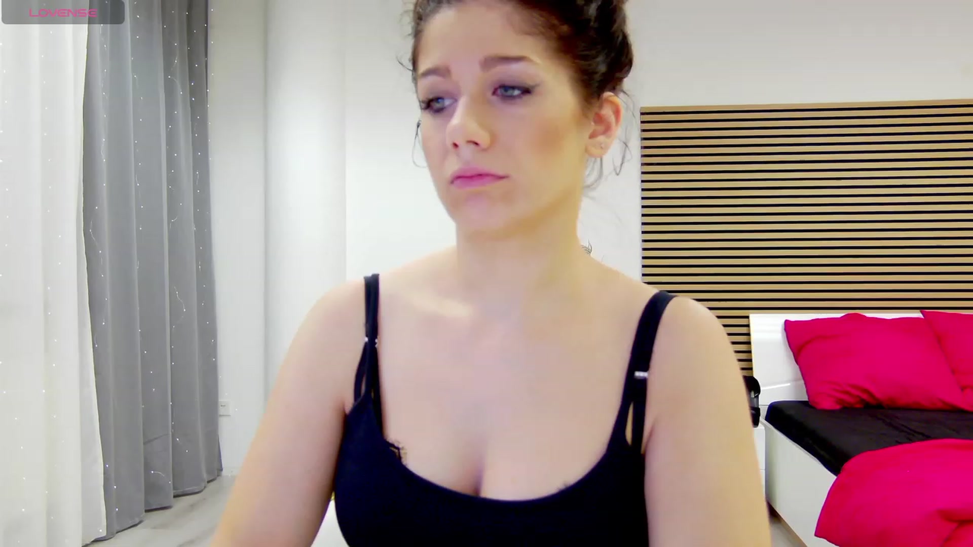 Gallery image thumbnail from Squirrel_MFC's myfreecams stream on, 11/10/2023, 22:11 image 9 of 20