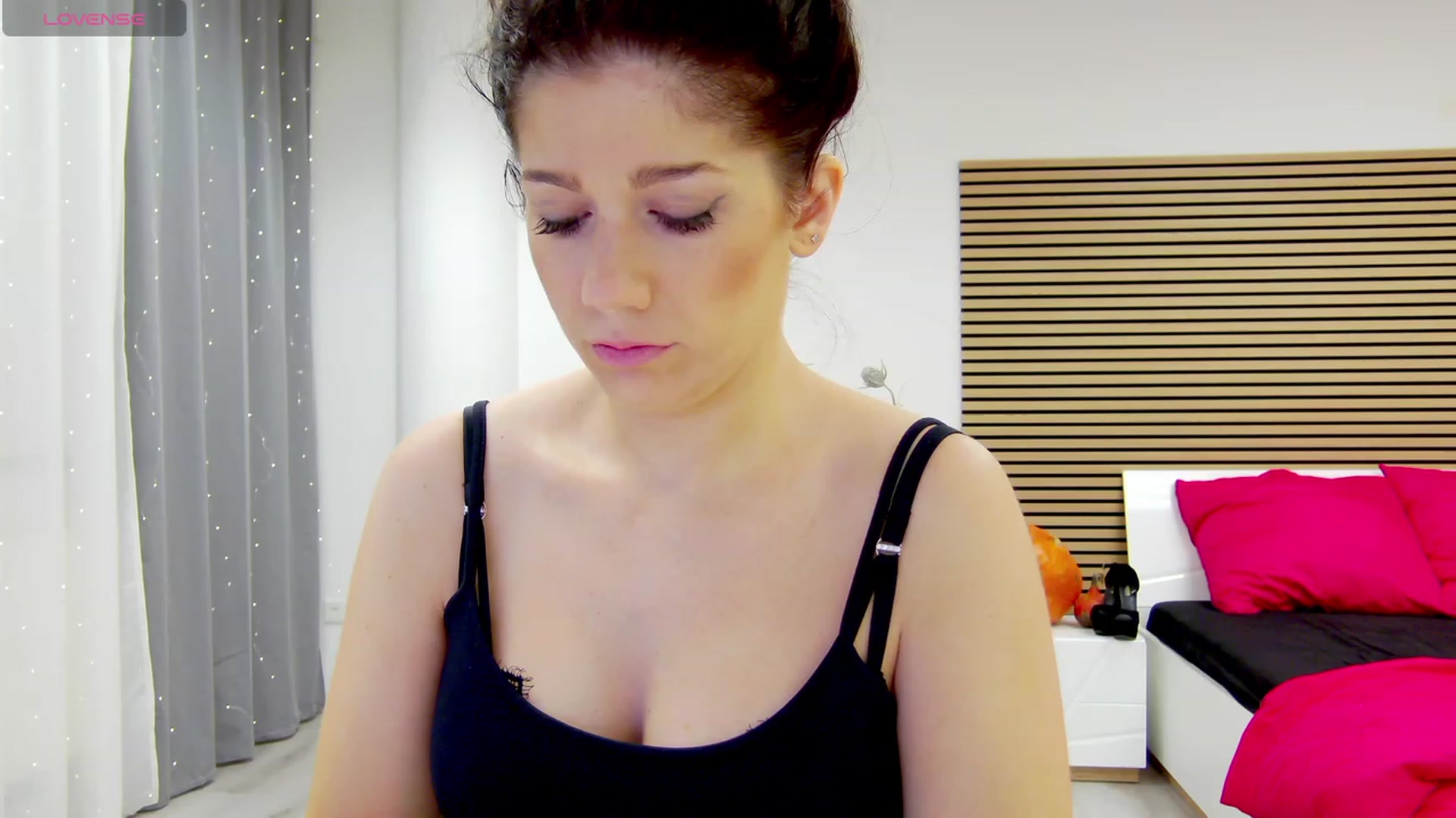 Gallery image thumbnail from Squirrel_MFC's myfreecams stream on, 11/10/2023, 22:11 image 1 of 20