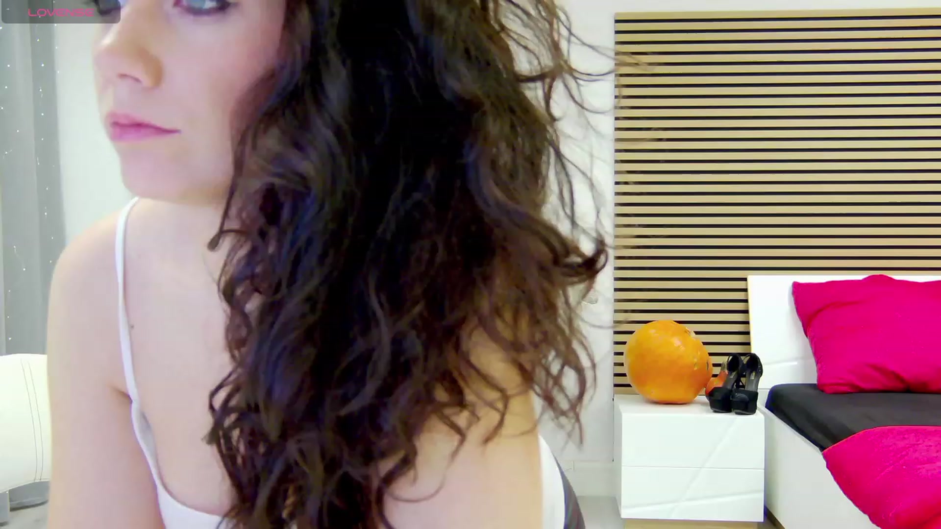 Gallery image thumbnail from Squirrel_MFC's myfreecams stream on, 11/12/2023, 21:50 image 19 of 20