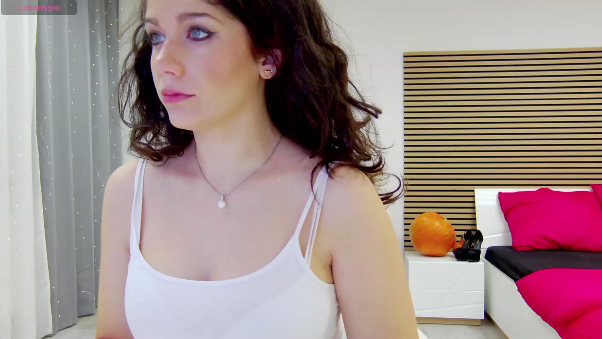Gallery image thumbnail from Squirrel_MFC's myfreecams stream on, 11/12/2023, 21:50 image 4 of 20