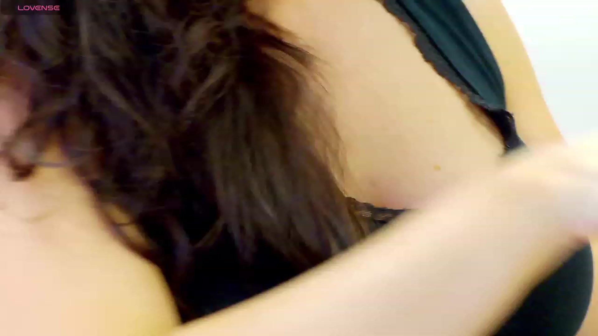 Gallery image thumbnail from Squirrel_MFC's myfreecams stream on, 11/15/2023, 24:02 image 11 of 20