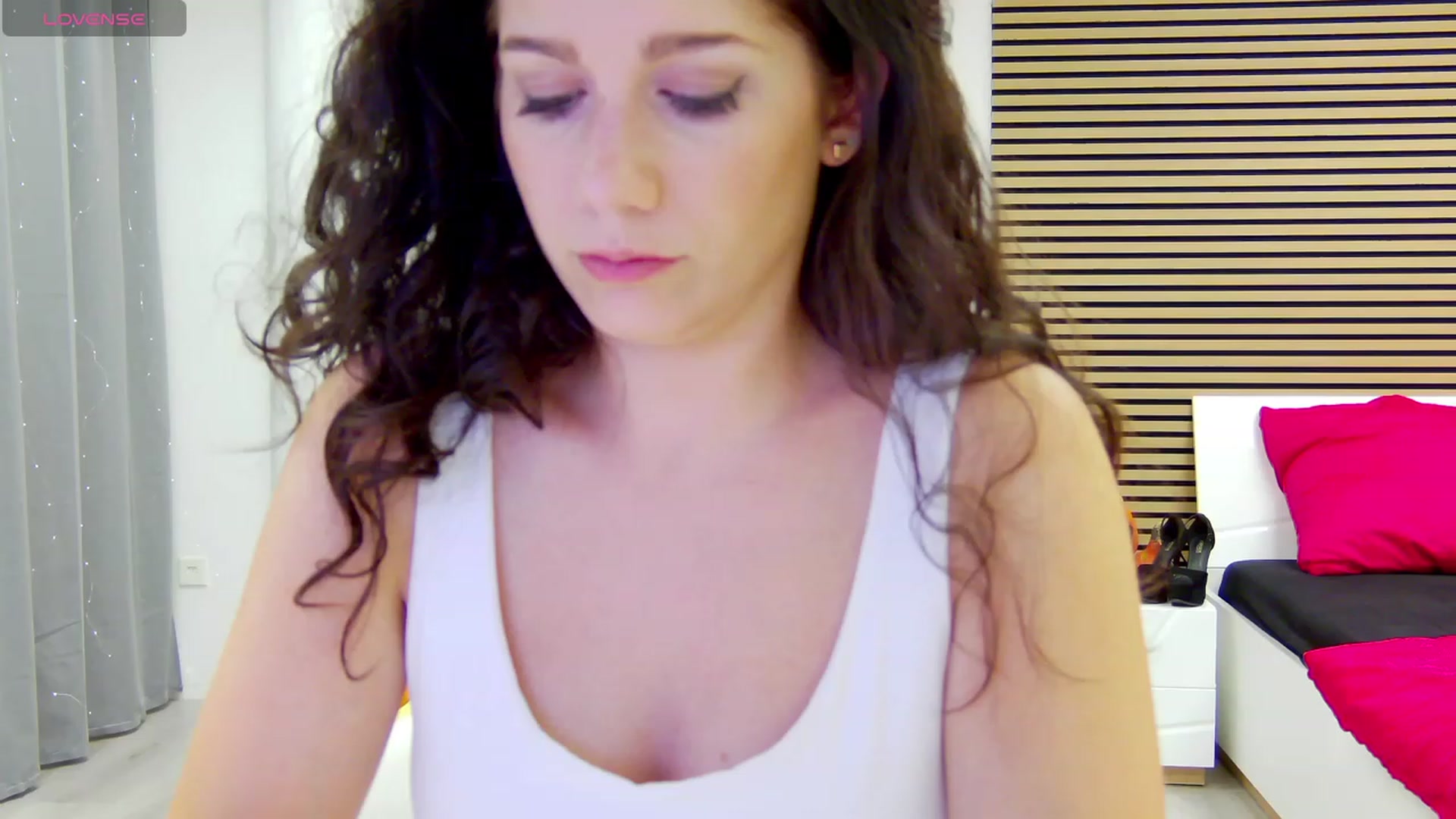 Gallery image thumbnail from Squirrel_MFC's myfreecams stream on, 11/15/2023, 24:40 image 9 of 20