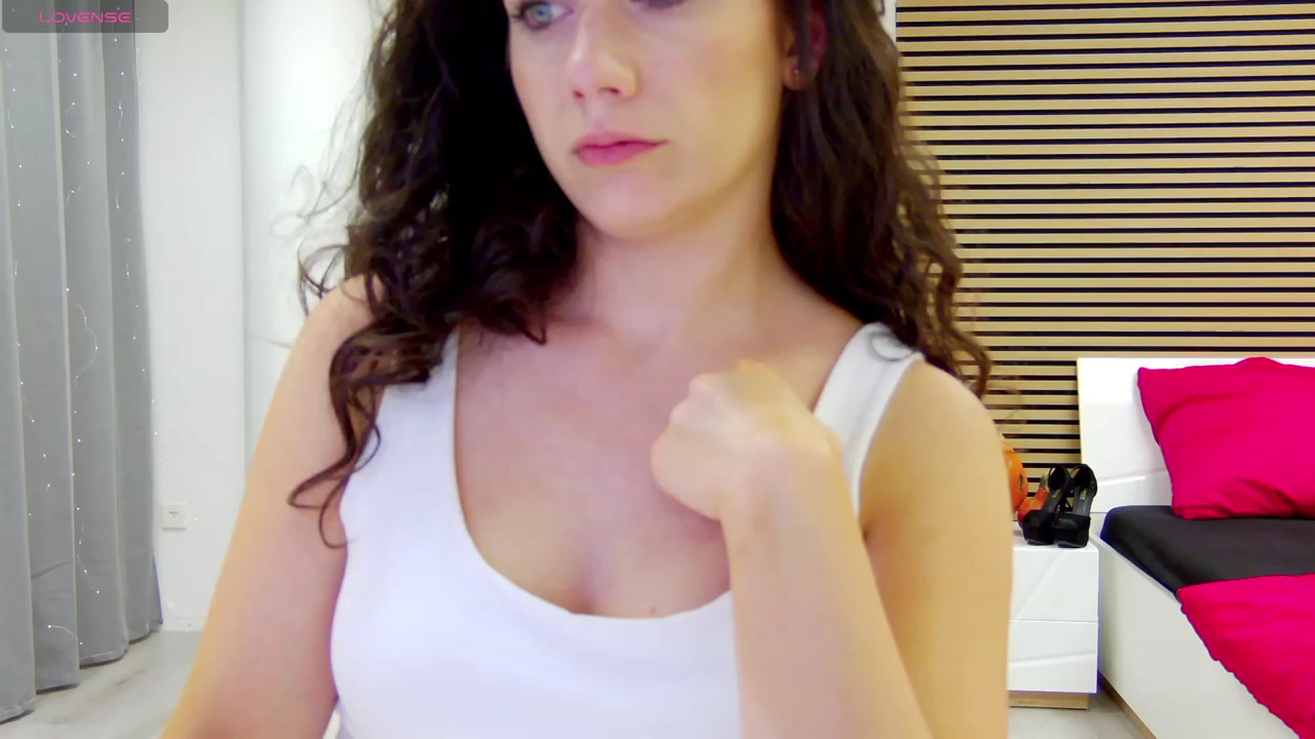 Gallery image thumbnail from Squirrel_MFC's myfreecams stream on, 11/15/2023, 24:40 image 11 of 20