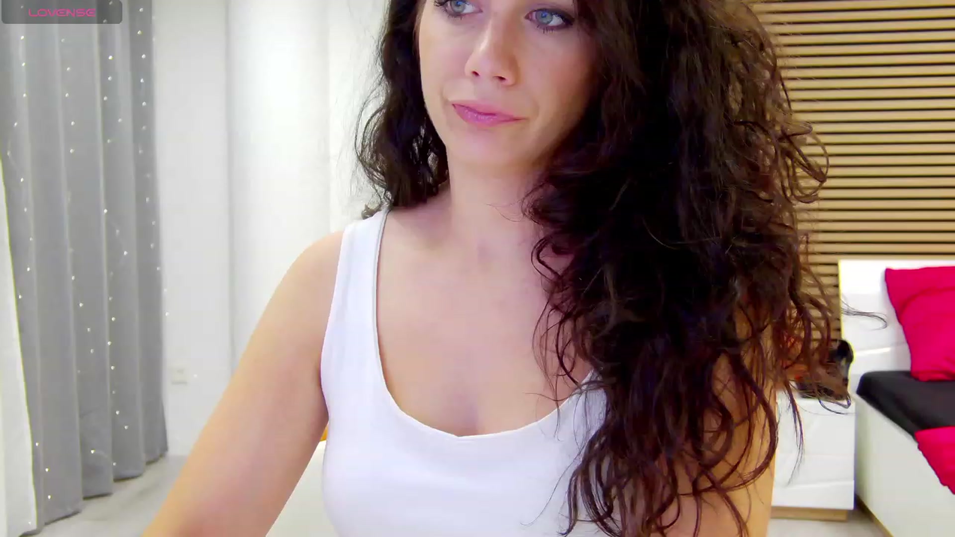 Gallery image thumbnail from Squirrel_MFC's myfreecams stream on, 11/15/2023, 24:40 image 14 of 20