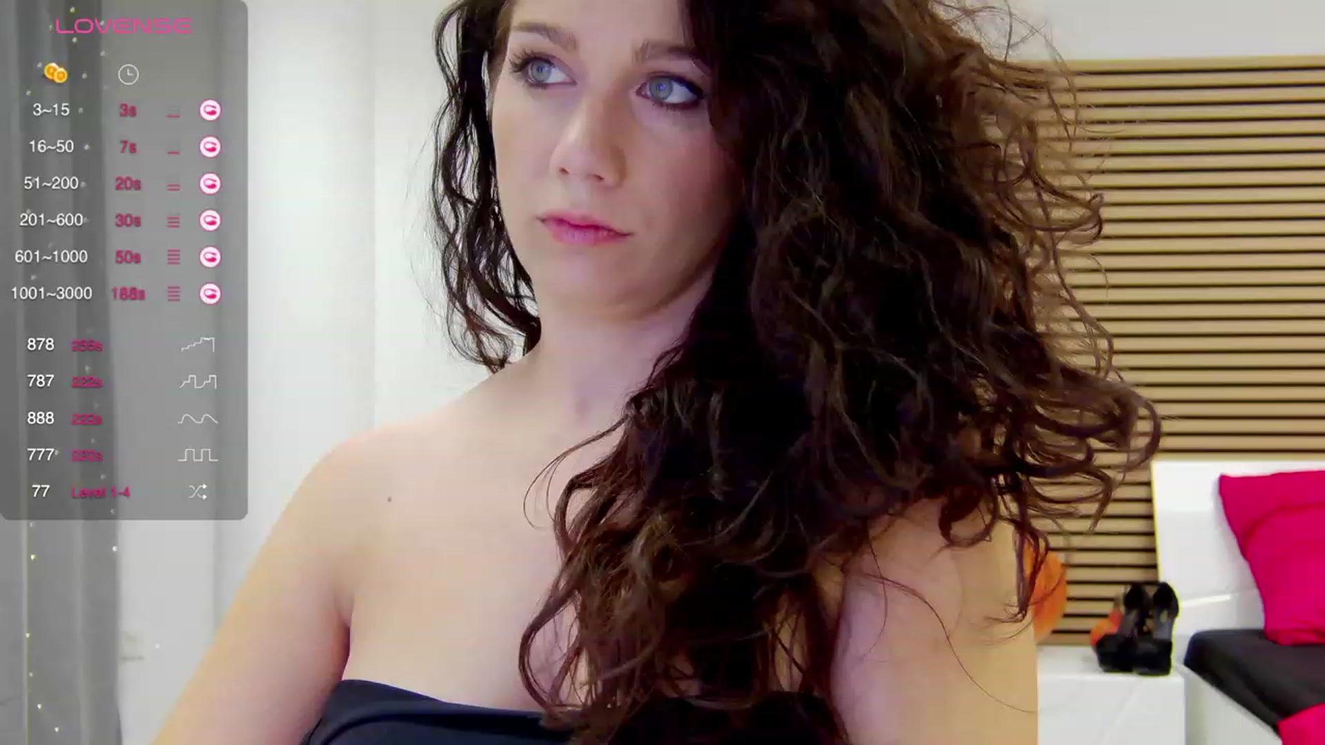 Gallery image thumbnail from Squirrel_MFC's myfreecams stream on, 11/17/2023, 23:40 image 4 of 20