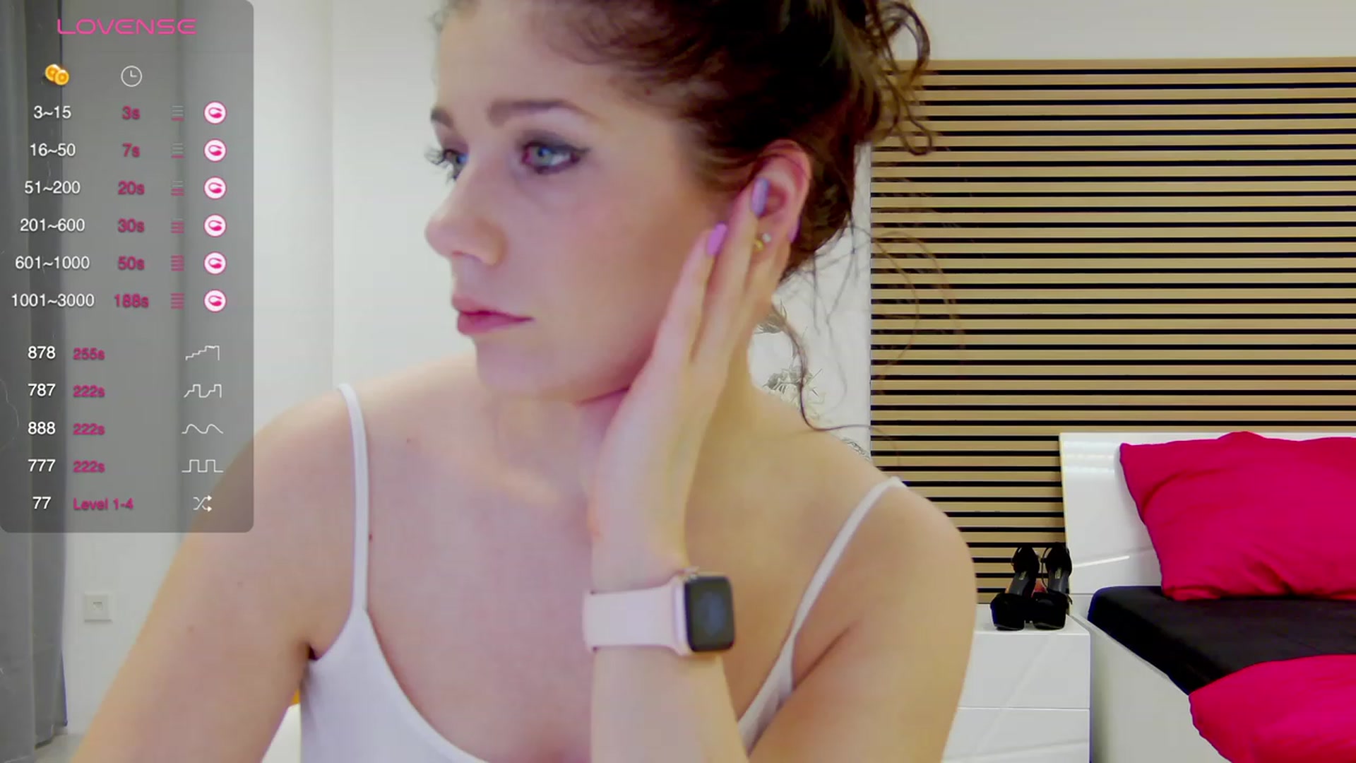 Gallery image thumbnail from Squirrel_MFC's myfreecams stream on, 11/20/2023, 01:18 image 15 of 20