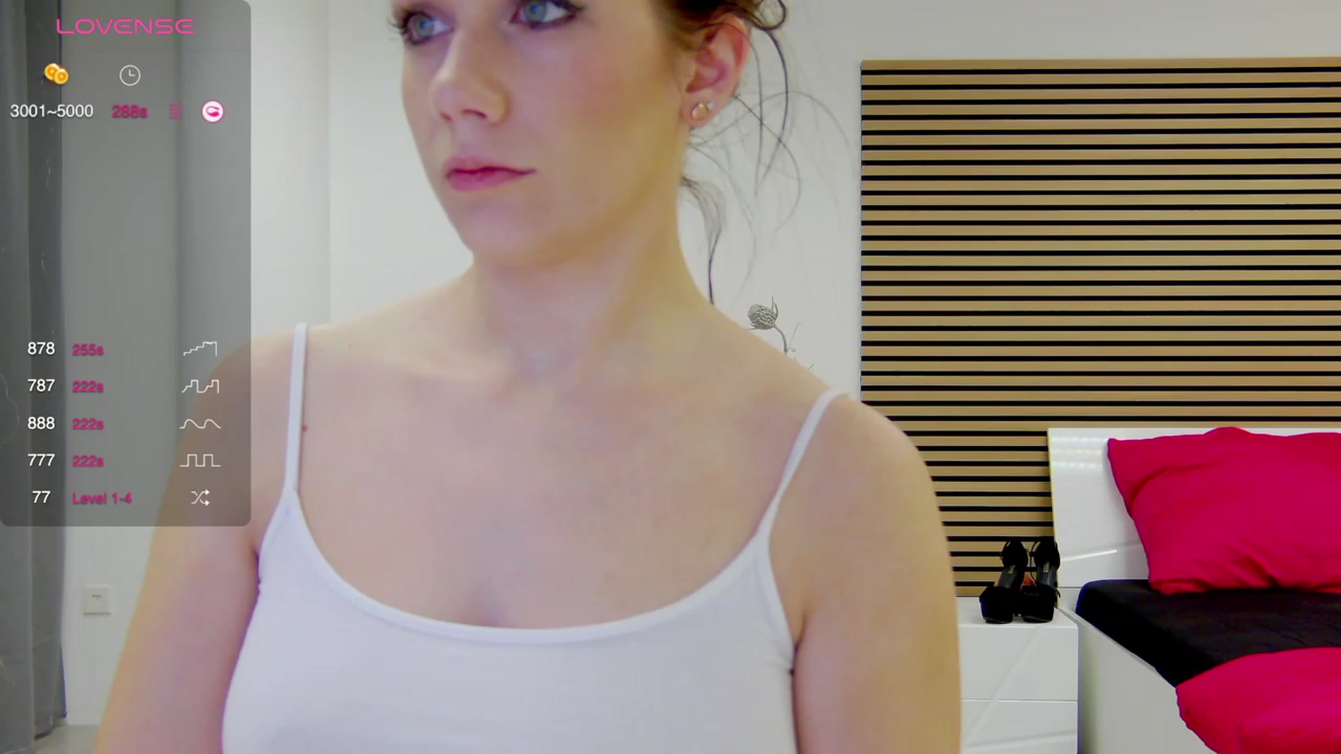 Gallery image thumbnail from Squirrel_MFC's myfreecams stream on, 11/20/2023, 01:31 image 7 of 20
