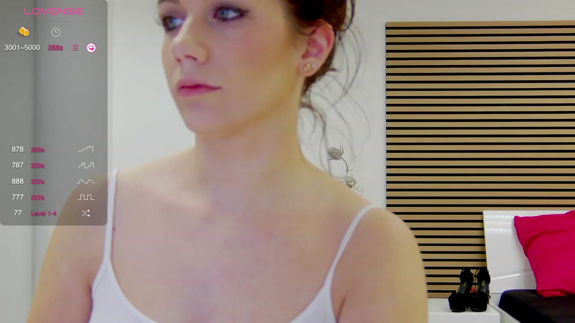 Gallery image thumbnail from Squirrel_MFC's myfreecams stream on, 11/20/2023, 01:31 image 2 of 20