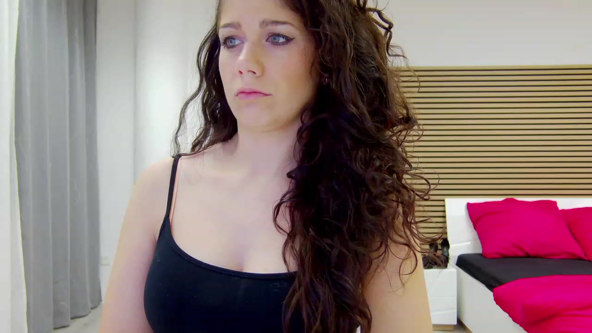 Gallery image thumbnail from Squirrel_MFC's myfreecams stream on, 11/20/2023, 23:30 image 1 of 20