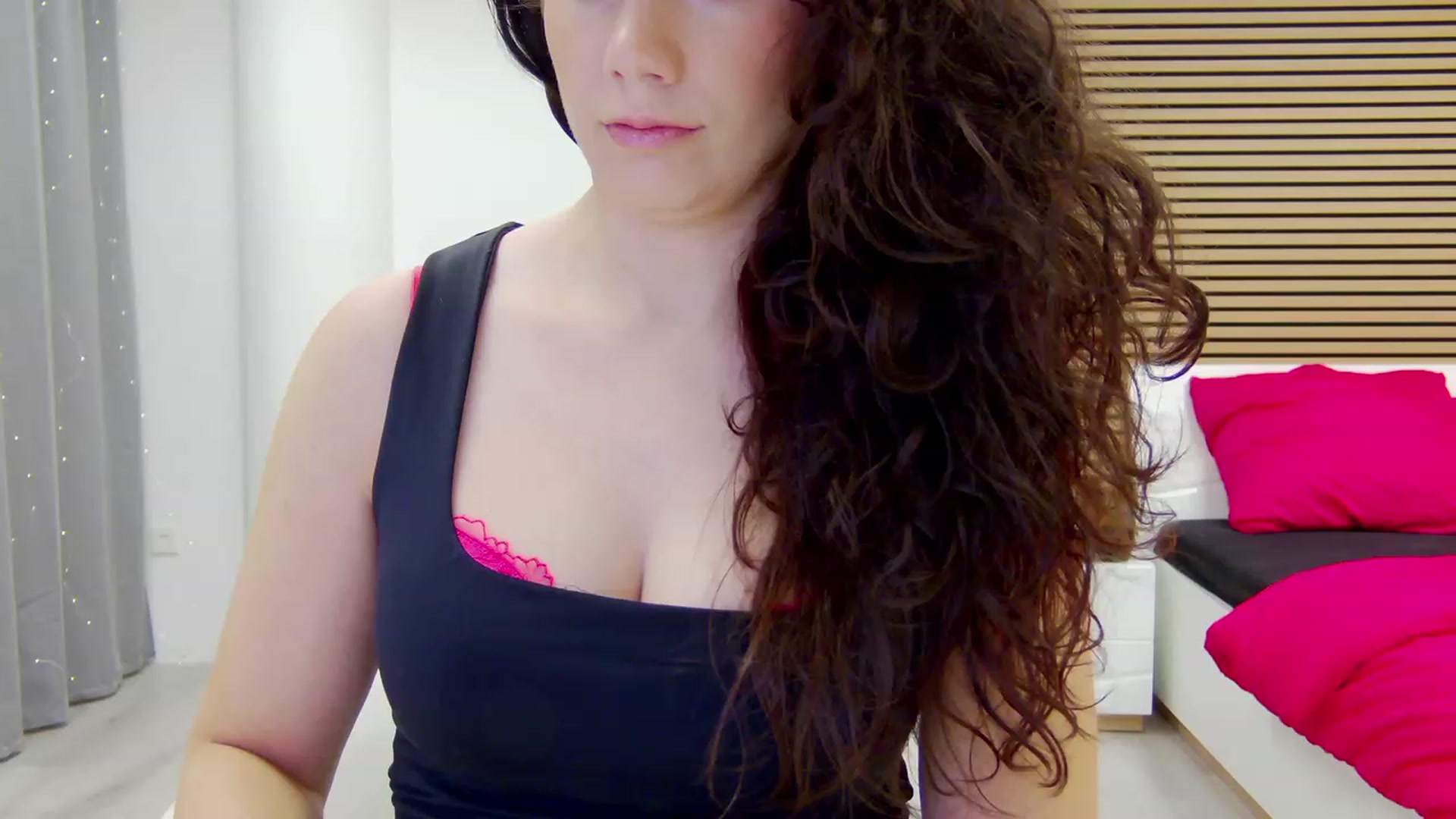 Gallery image thumbnail from Squirrel_MFC's myfreecams stream on, 11/21/2023, 19:55 image 11 of 20