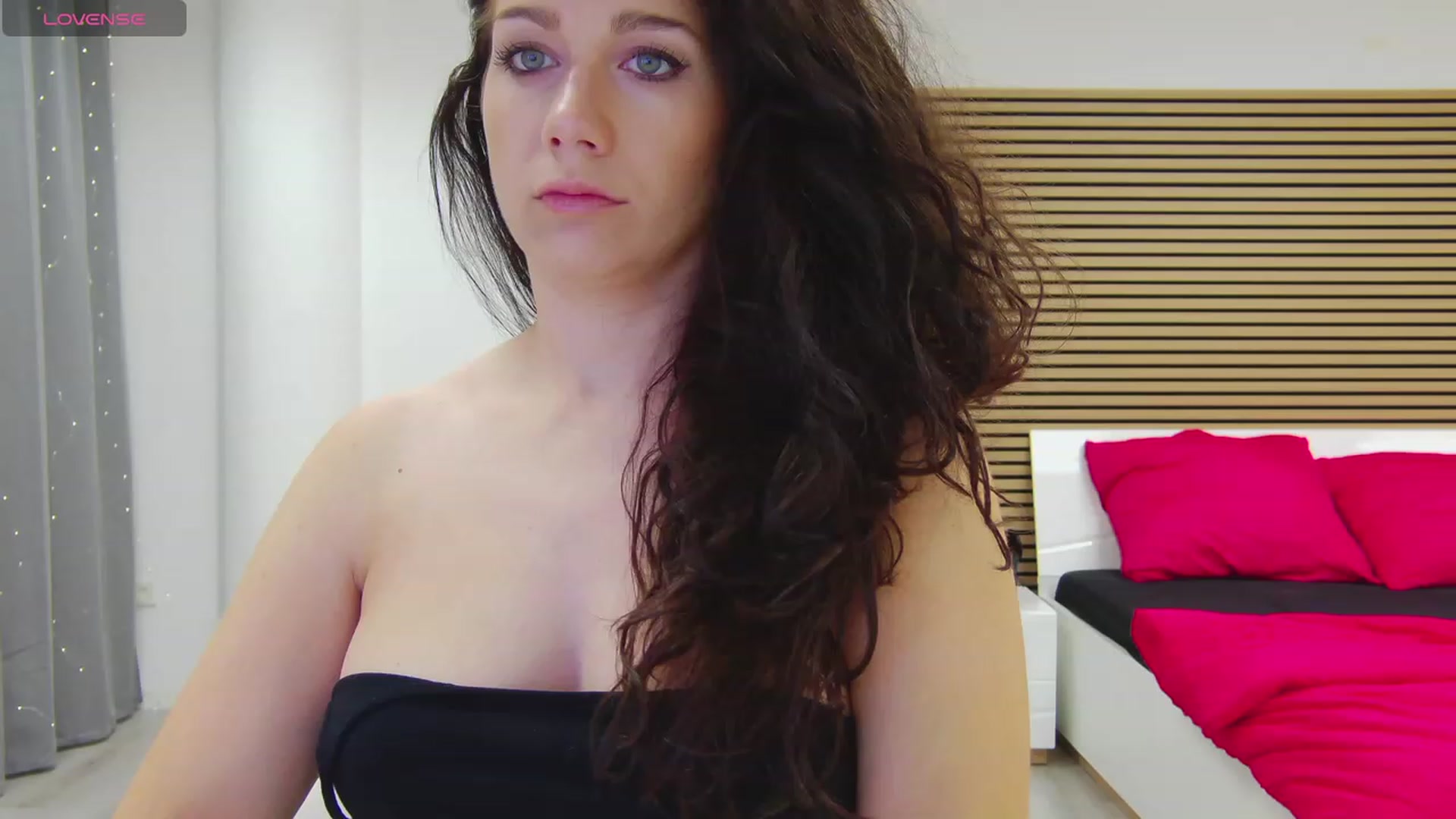 Gallery image thumbnail from Squirrel_MFC's myfreecams stream on, 11/24/2023, 23:55 image 17 of 20