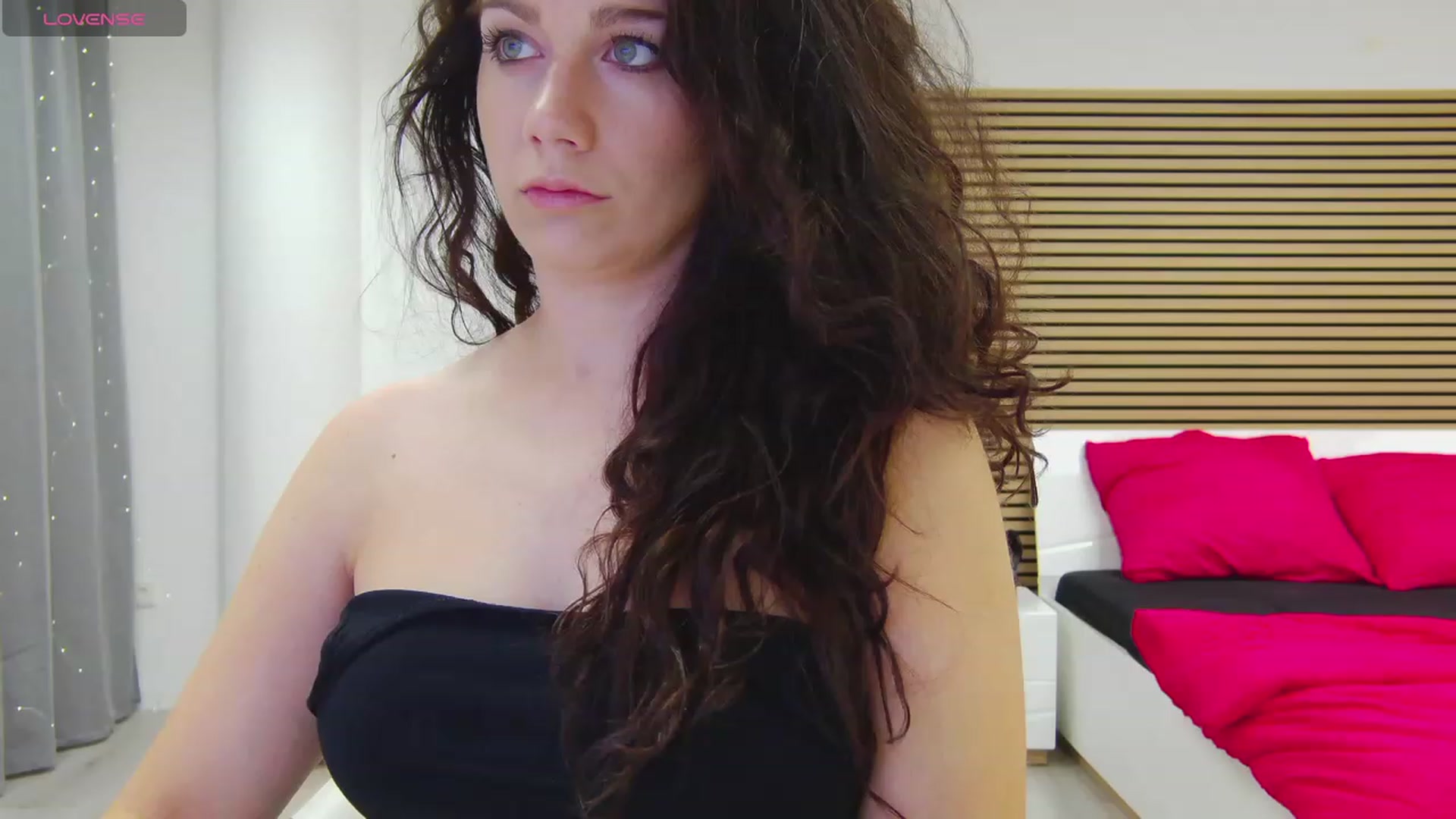 Gallery image thumbnail from Squirrel_MFC's myfreecams stream on, 11/24/2023, 23:55 image 20 of 20